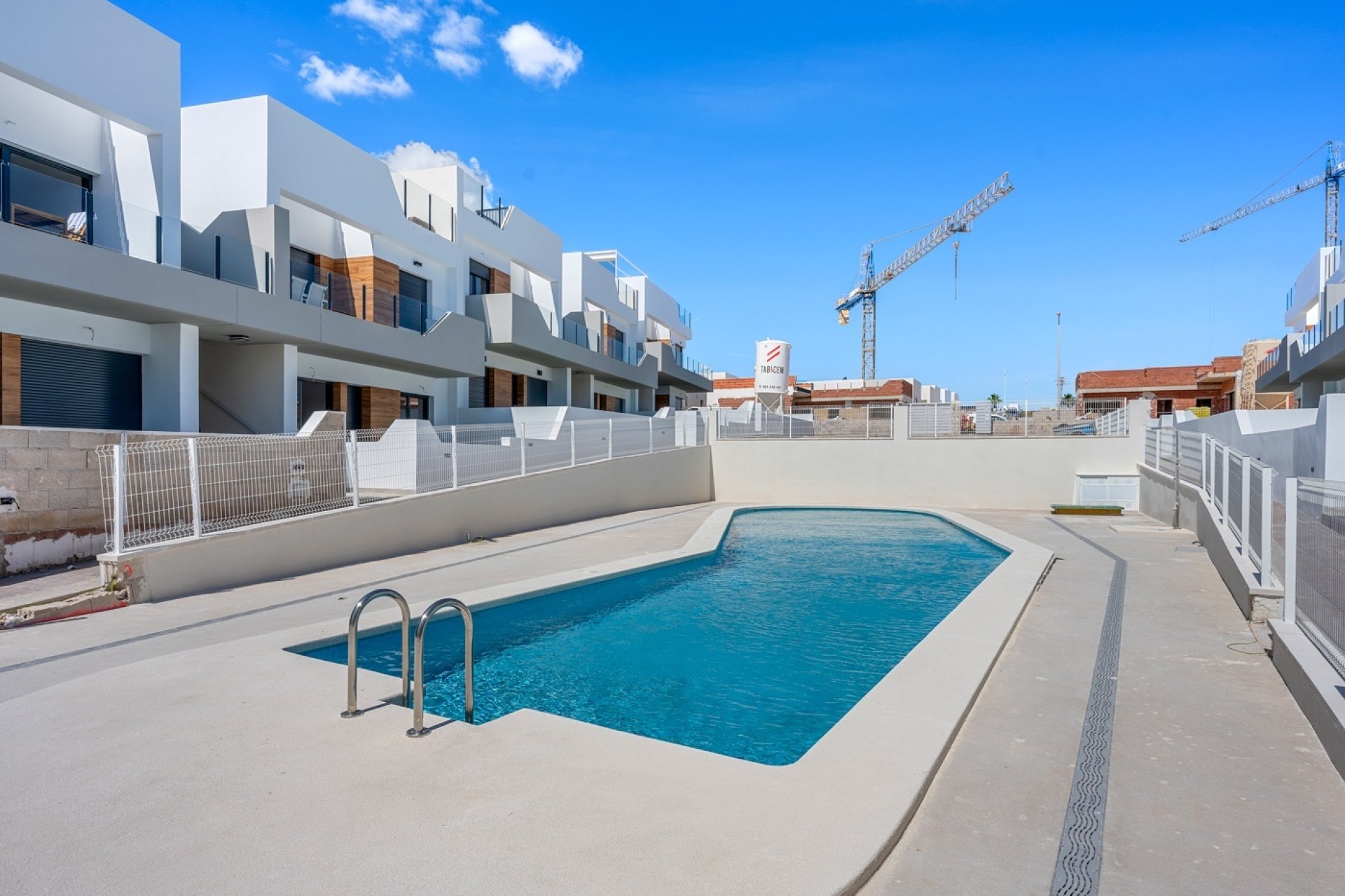 Resale - Apartment / flat - San Miguel de Salinas