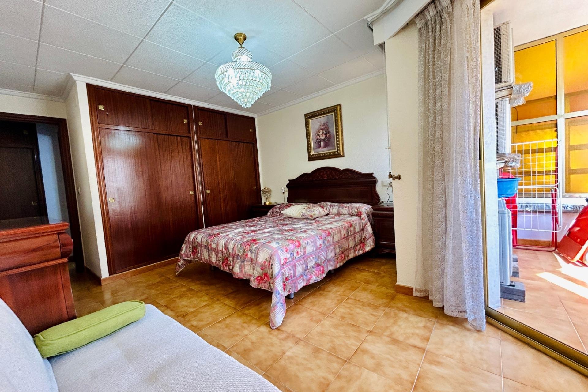 Resale - Apartment / flat - Santa Pola - Puerto