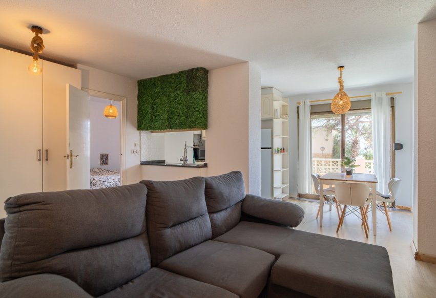 Resale - Apartment / flat - Torrevieja - Cabo cervera