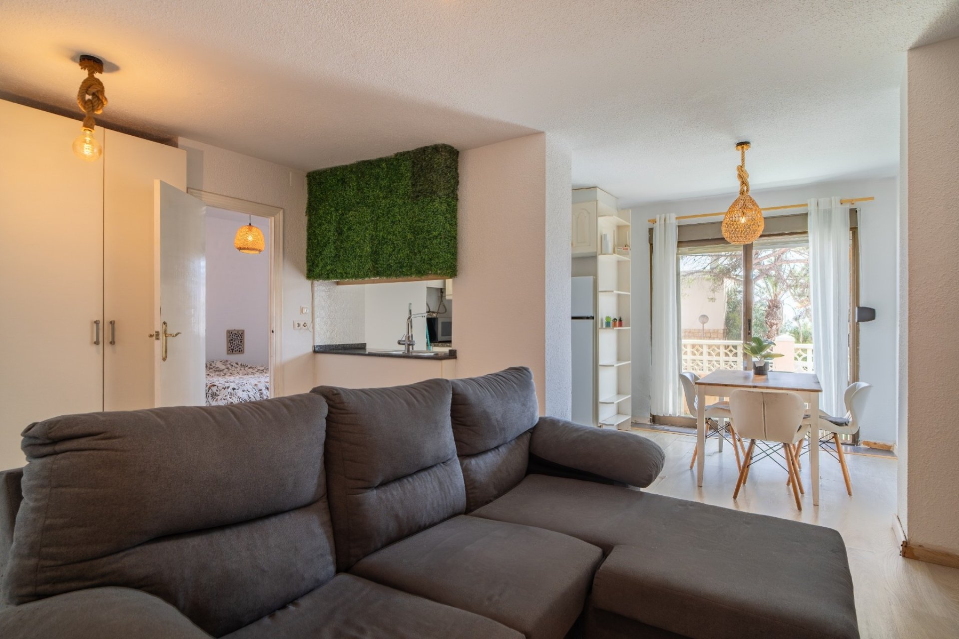 Resale - Apartment / flat - Torrevieja - Cabo cervera