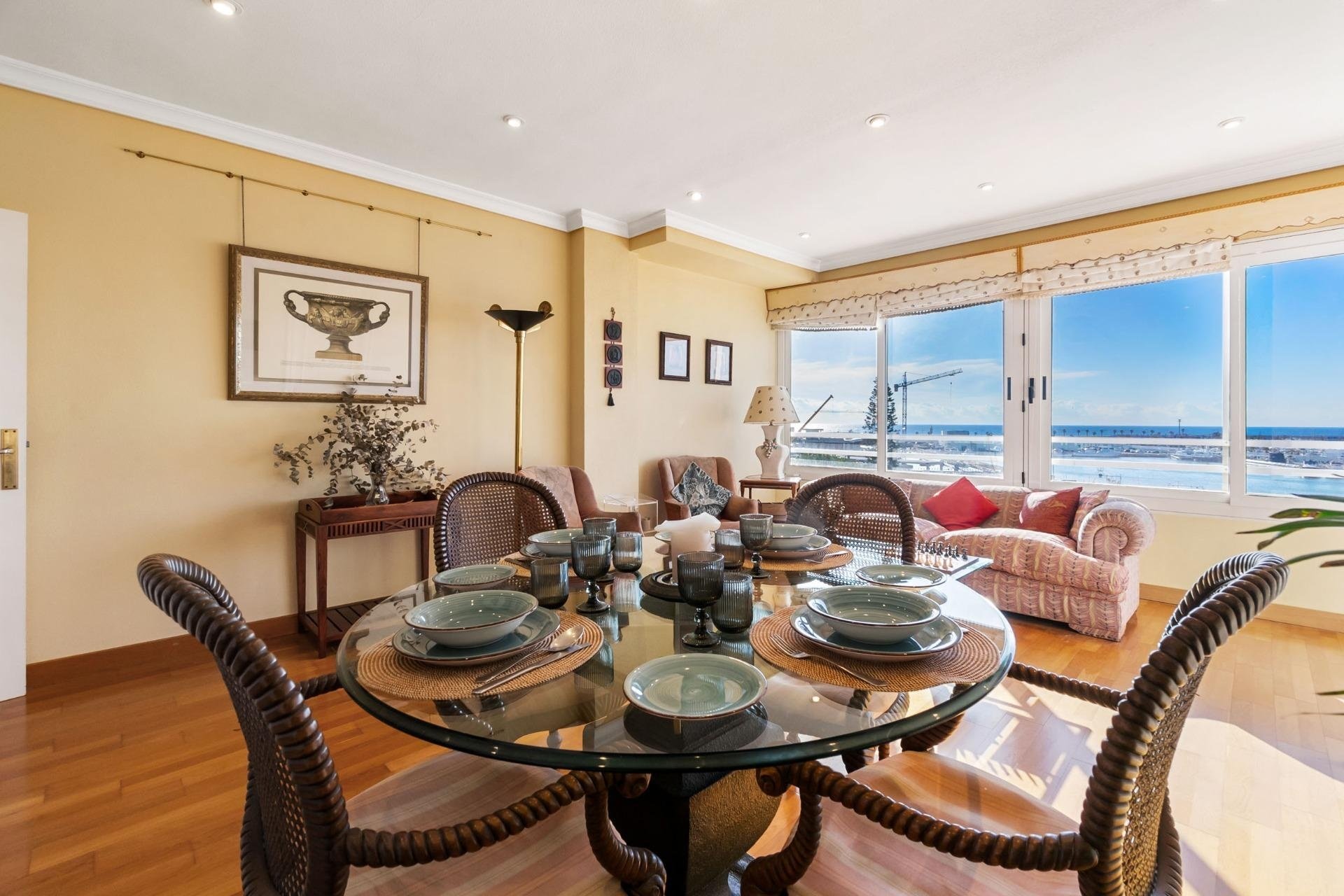 Resale - Apartment / flat - Torrevieja - Centro - Muelle Pesquero