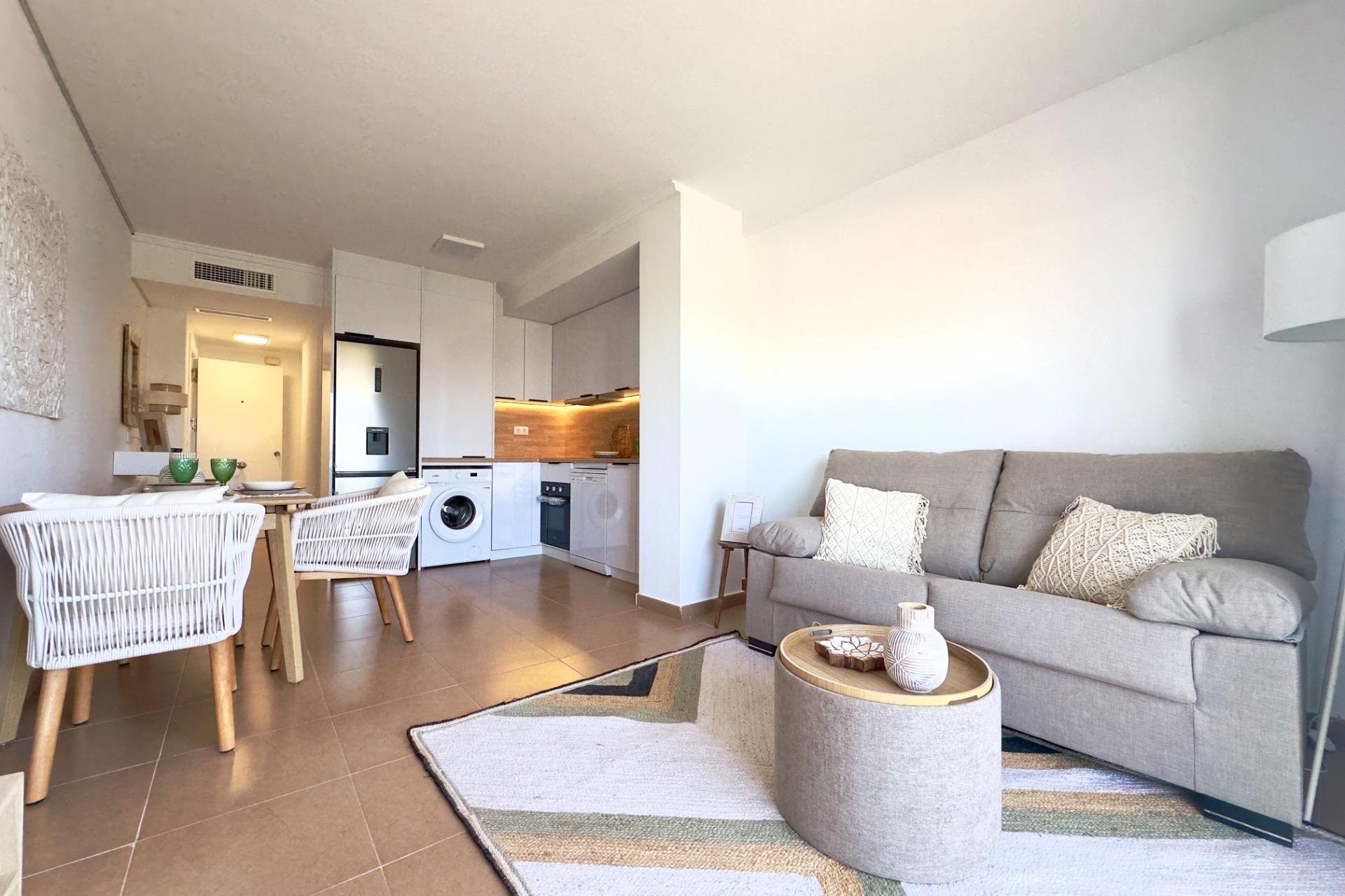 Resale - Apartment / flat - Torrevieja - El Acequión - Los Náufragos