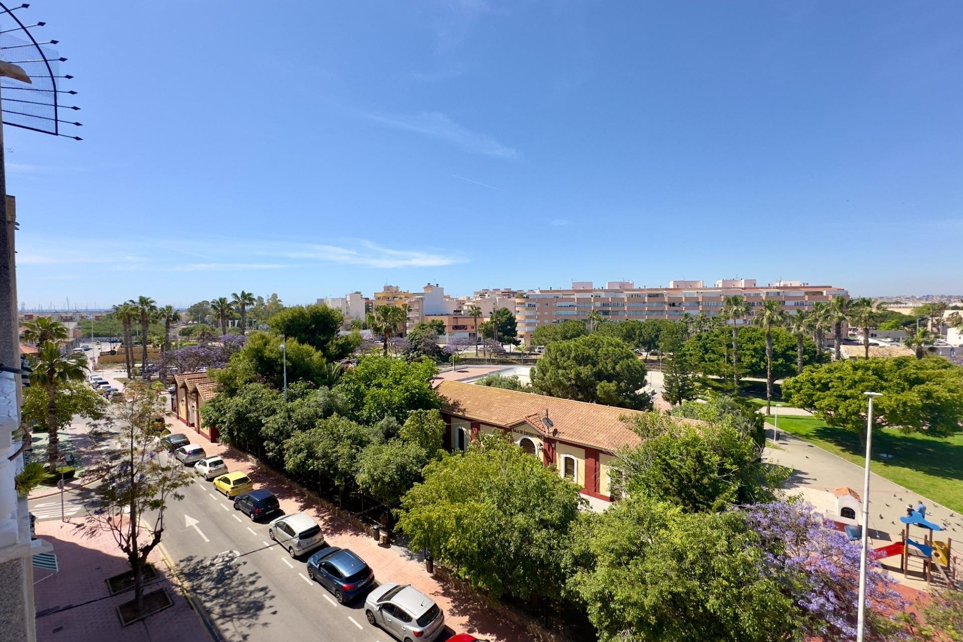 Resale - Apartment / flat - Torrevieja - El Acequión - Los Náufragos
