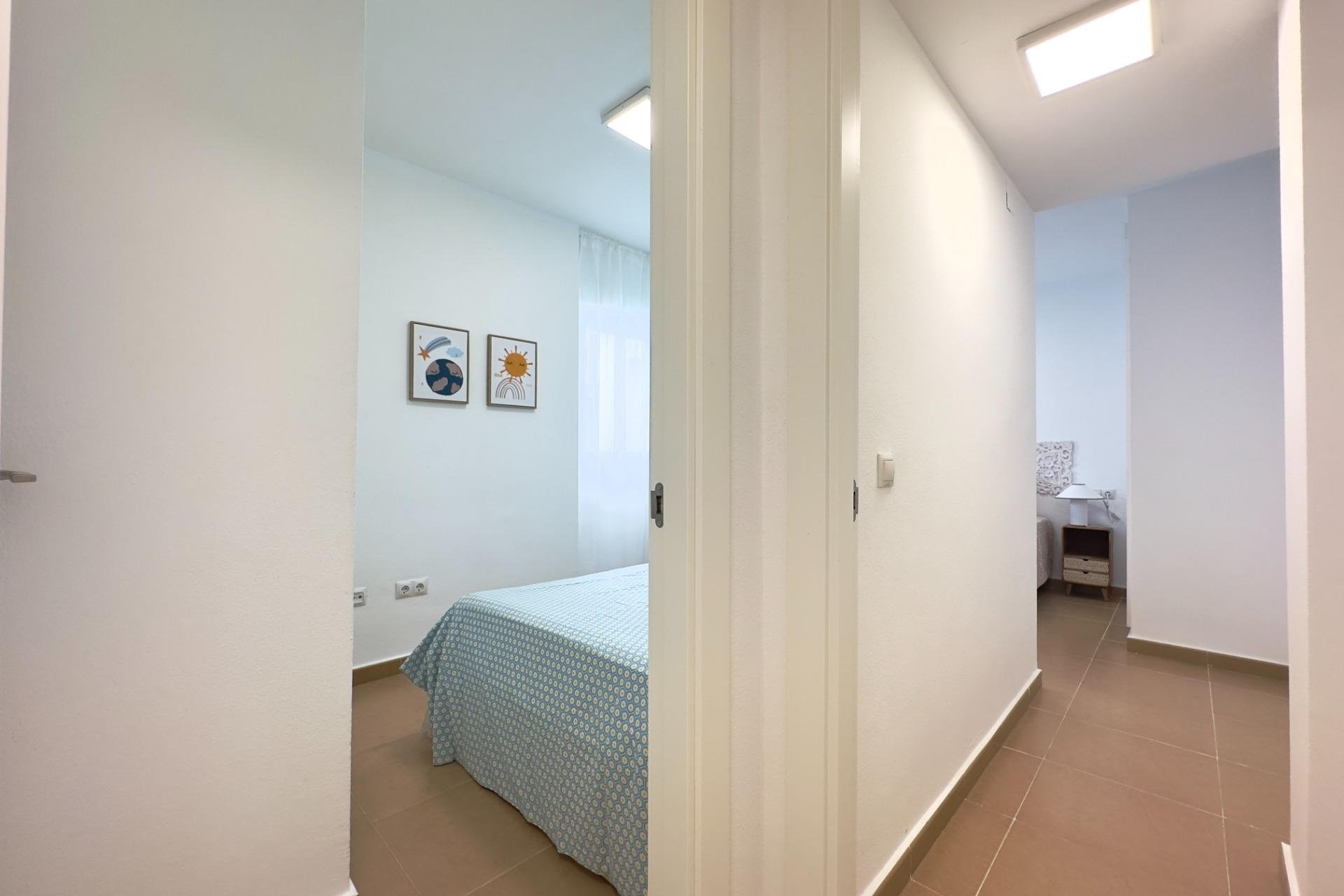 Resale - Apartment / flat - Torrevieja - El Acequión - Los Náufragos