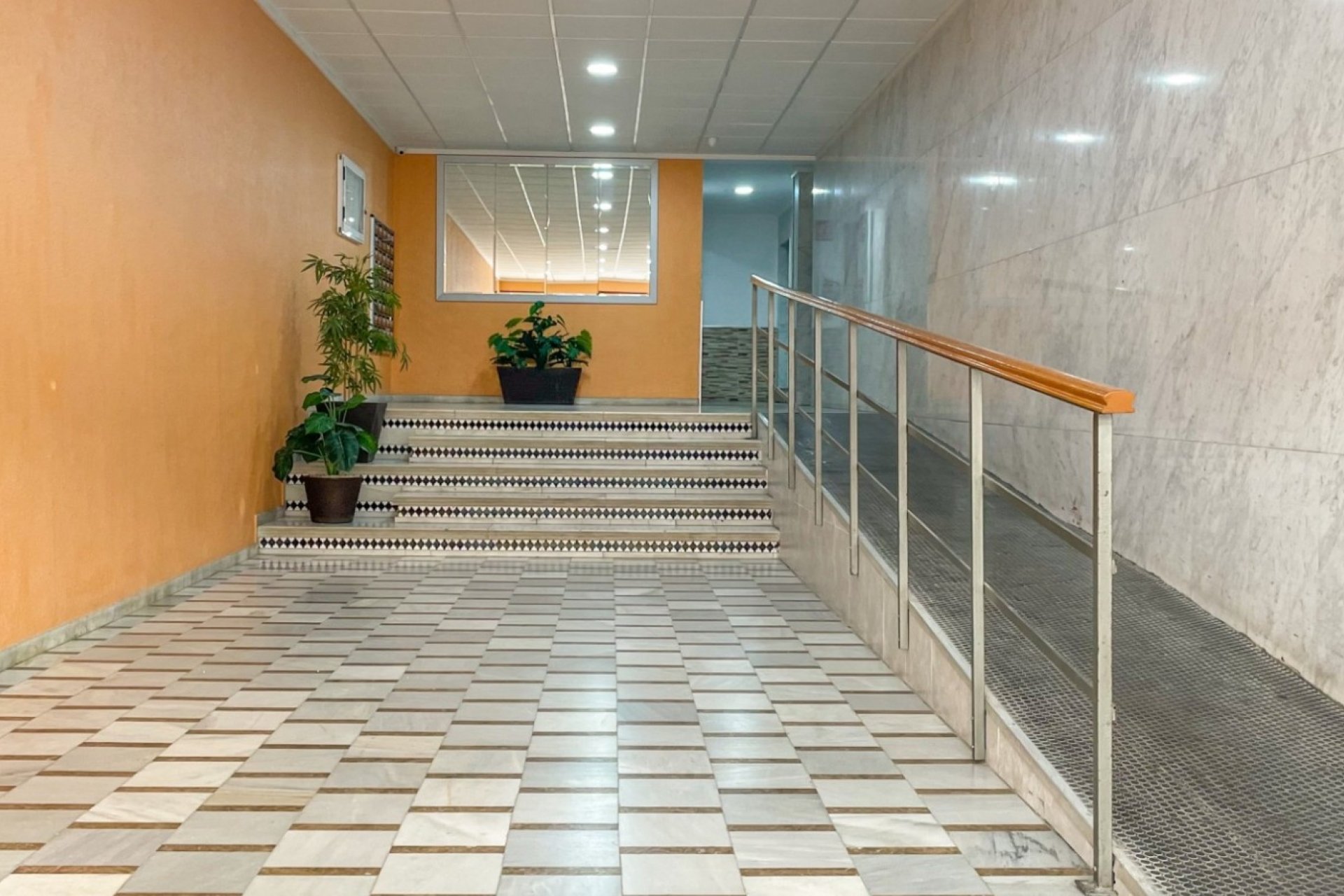 Resale - Apartment / flat - Torrevieja - El Acequión - Los Náufragos
