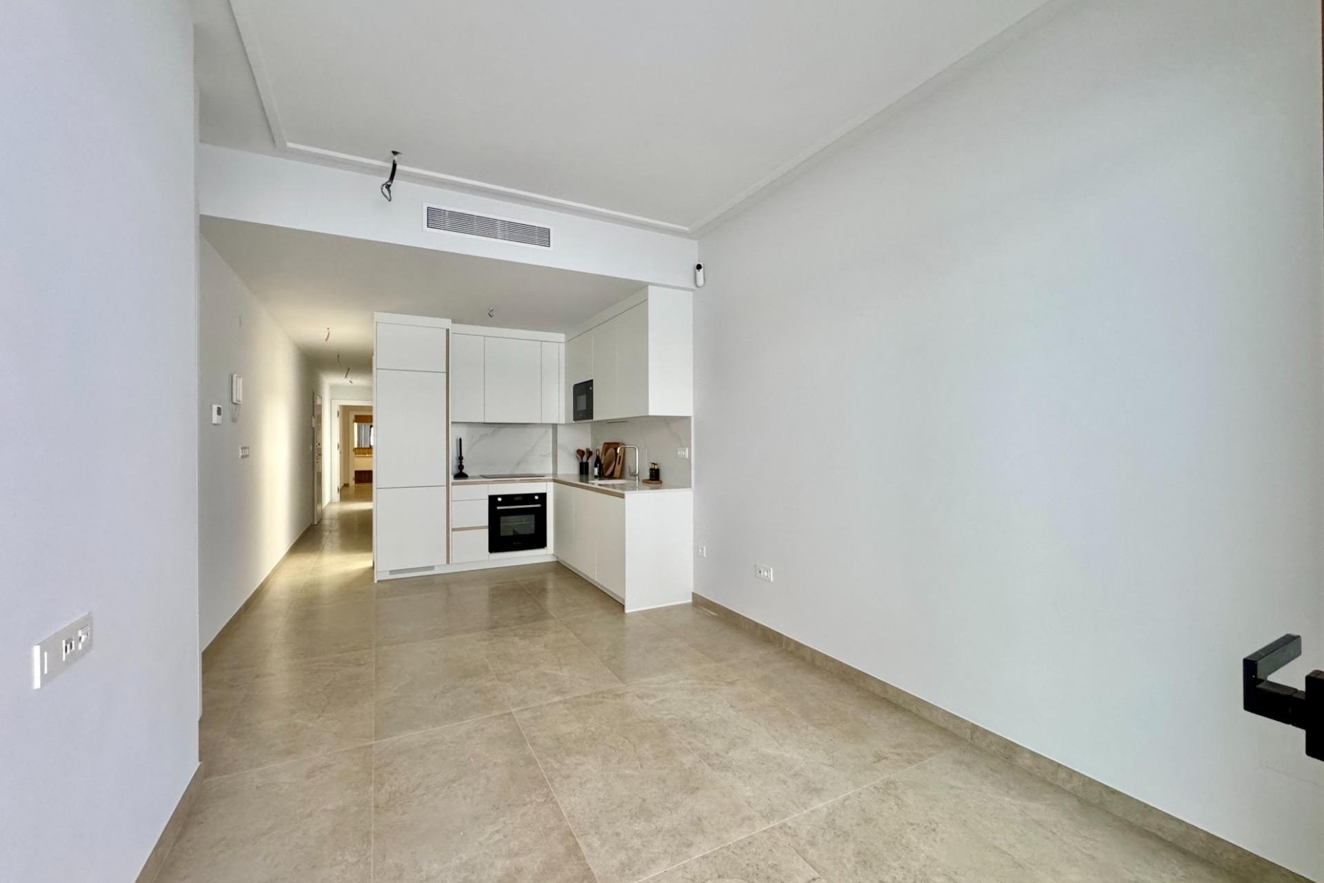 Resale - Apartment / flat - Torrevieja - Habaneras