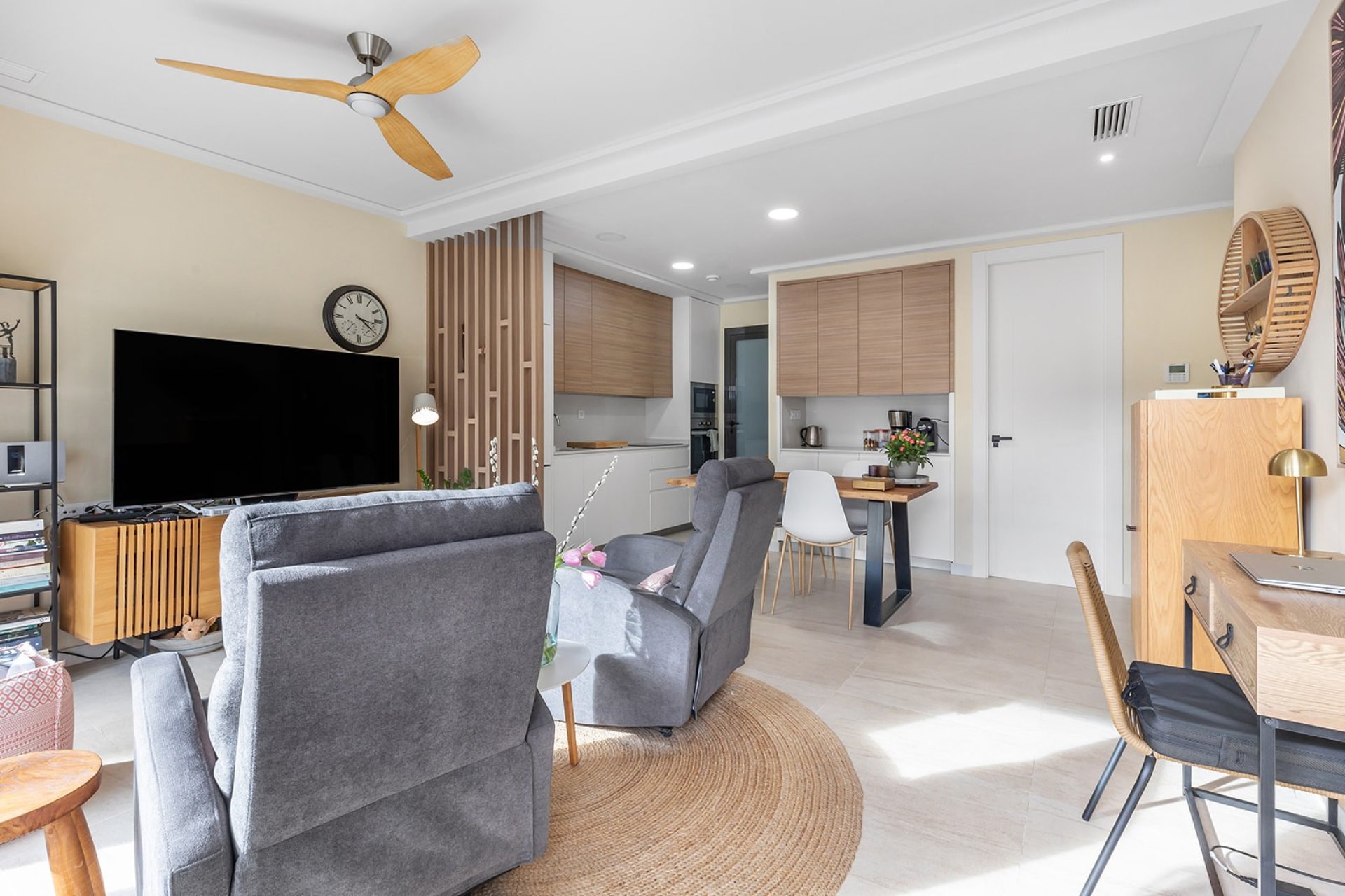 Resale - Apartment / flat - Torrevieja - La Mata