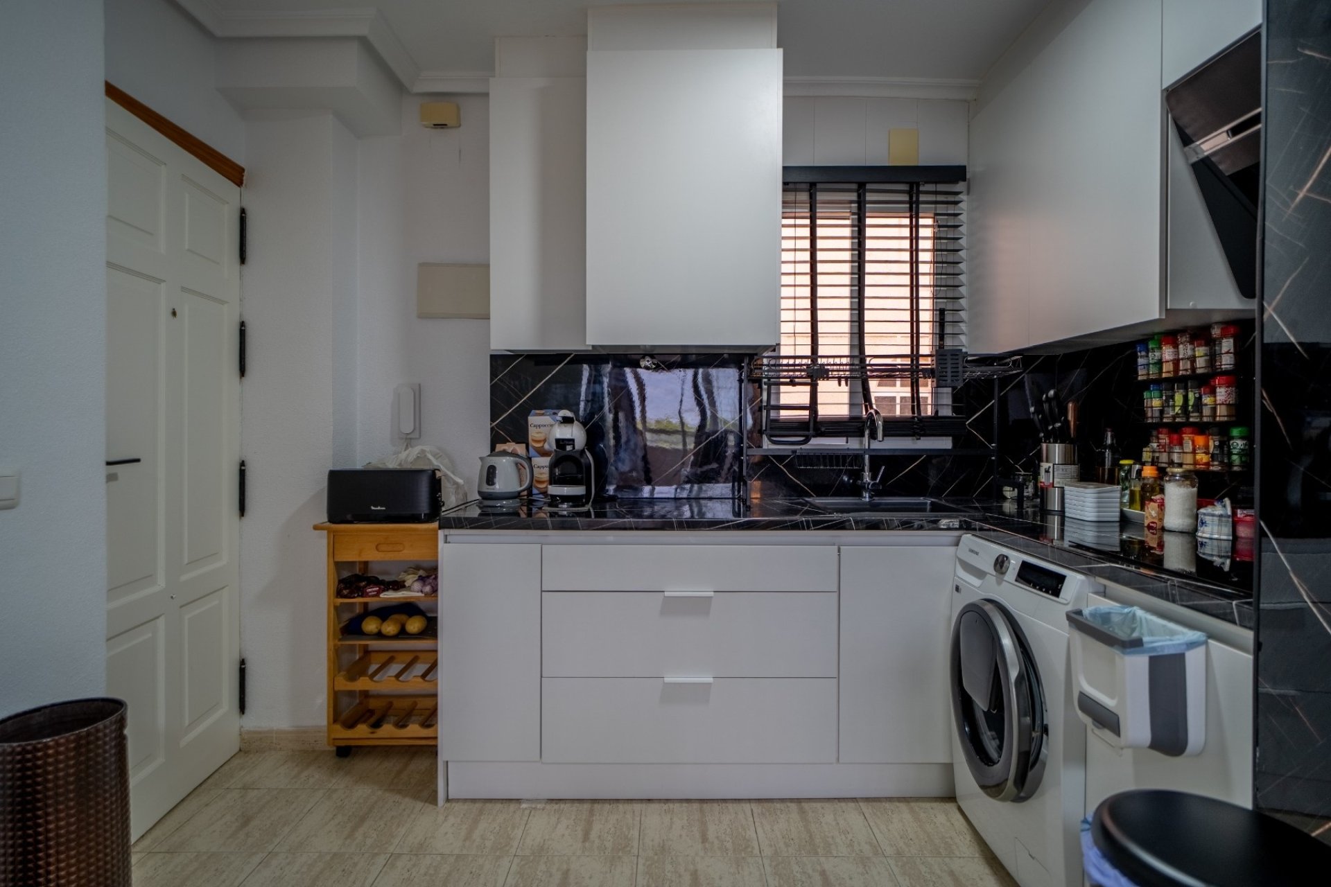 Resale - Apartment / flat - Torrevieja - La Siesta - El Salado -  Torreta