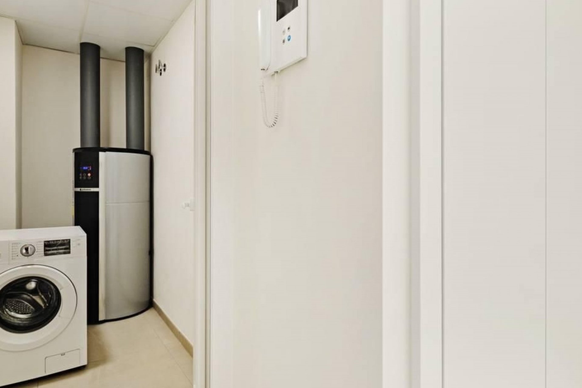 Resale - Apartment / flat - Torrevieja - La Veleta