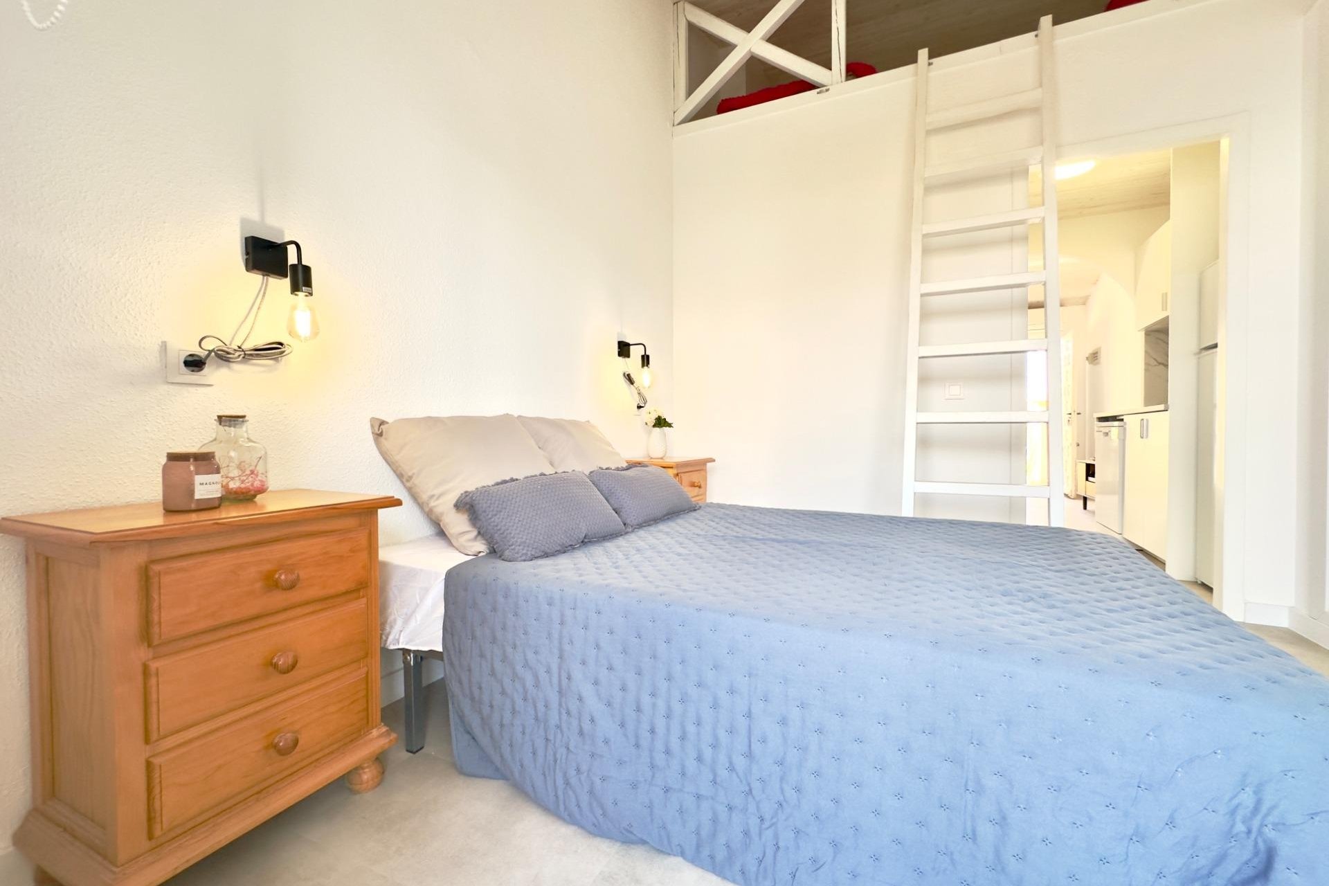 Resale - Apartment / flat - Torrevieja - Los Frutales