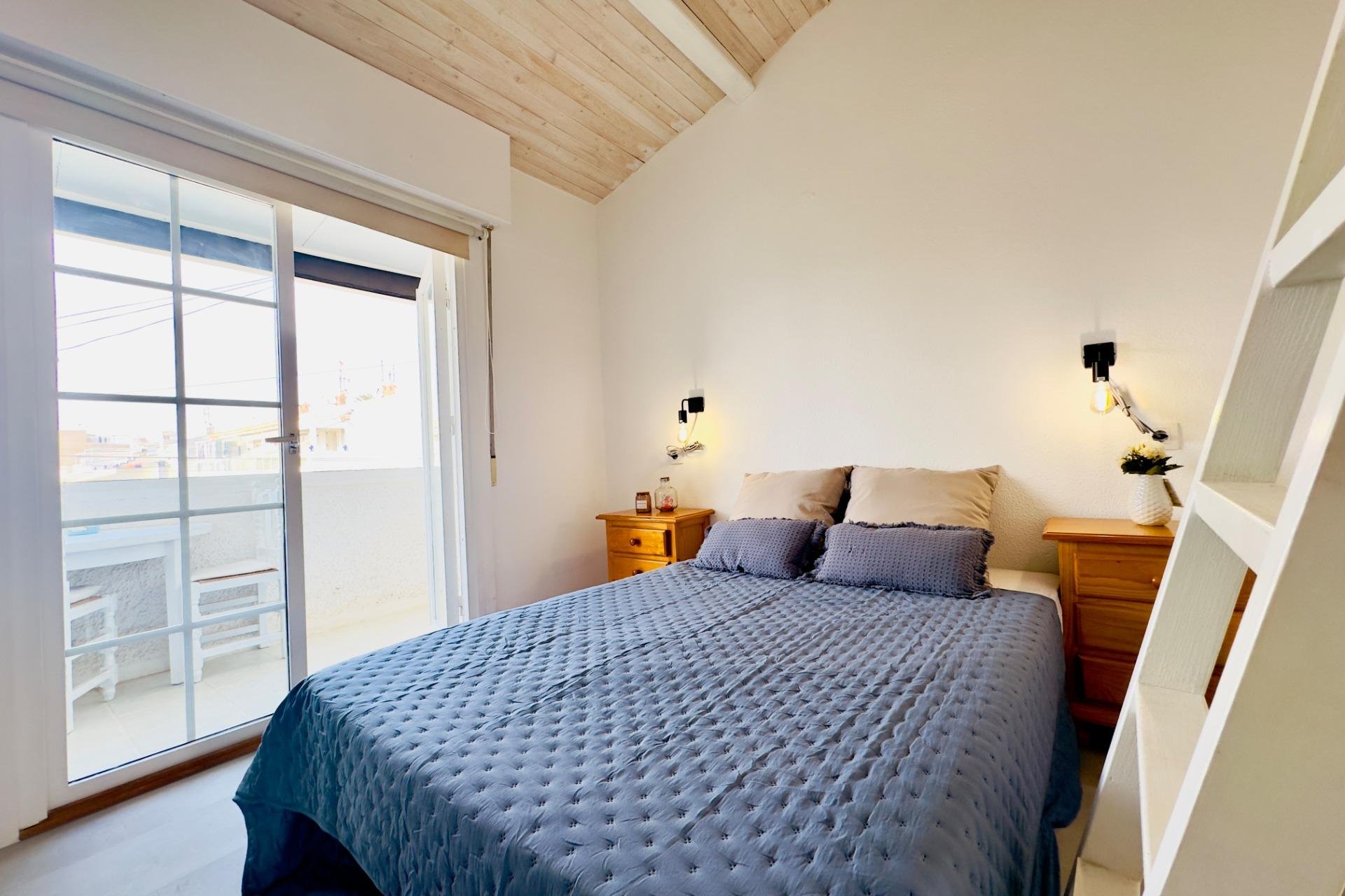 Resale - Apartment / flat - Torrevieja - Los Frutales