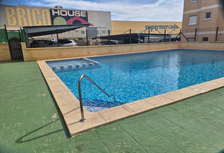 Resale - Apartment / flat - Torrevieja - Nueva Torrevieja - Aguas Nuevas