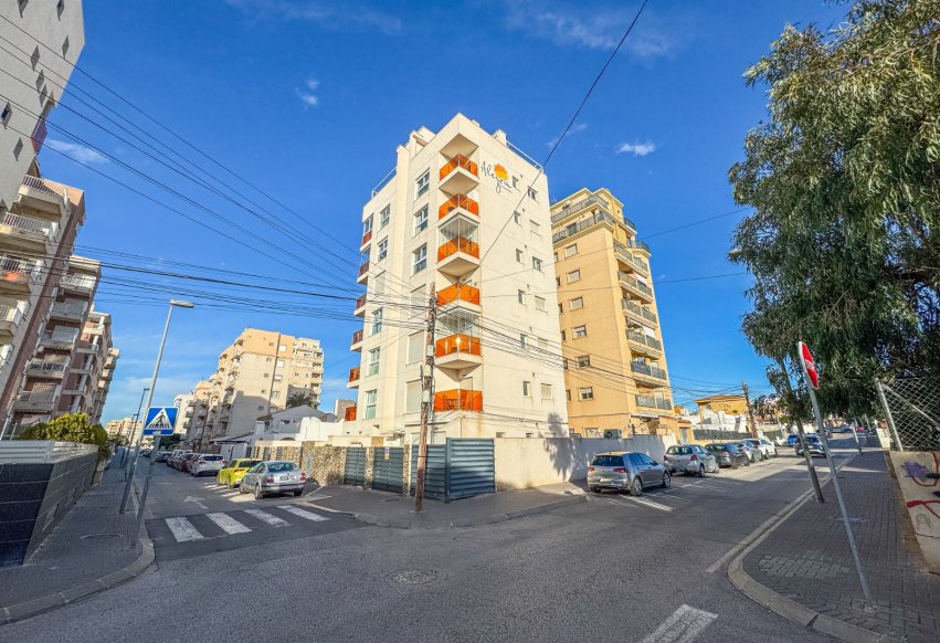 Resale - Apartment / flat - Torrevieja - Nueva Torrevieja