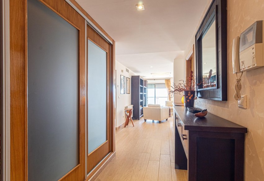 Resale - Apartment / flat - Torrevieja - Playa de los Locos