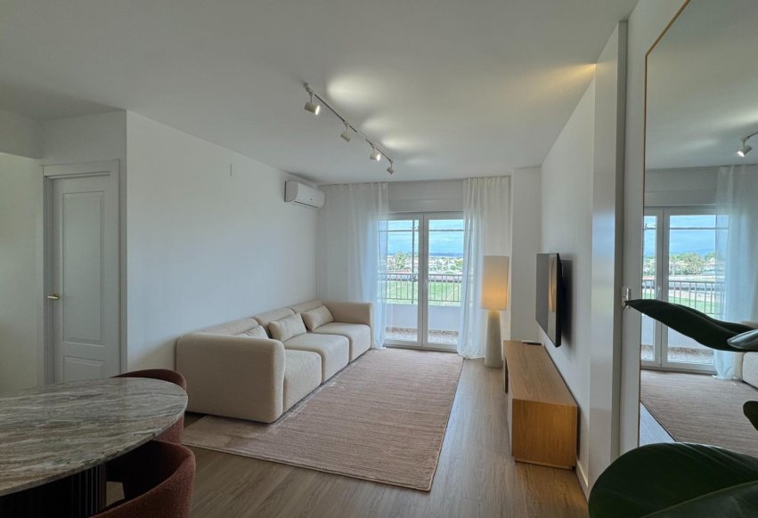 Resale - Apartment / flat - Torrevieja - Punta Prima