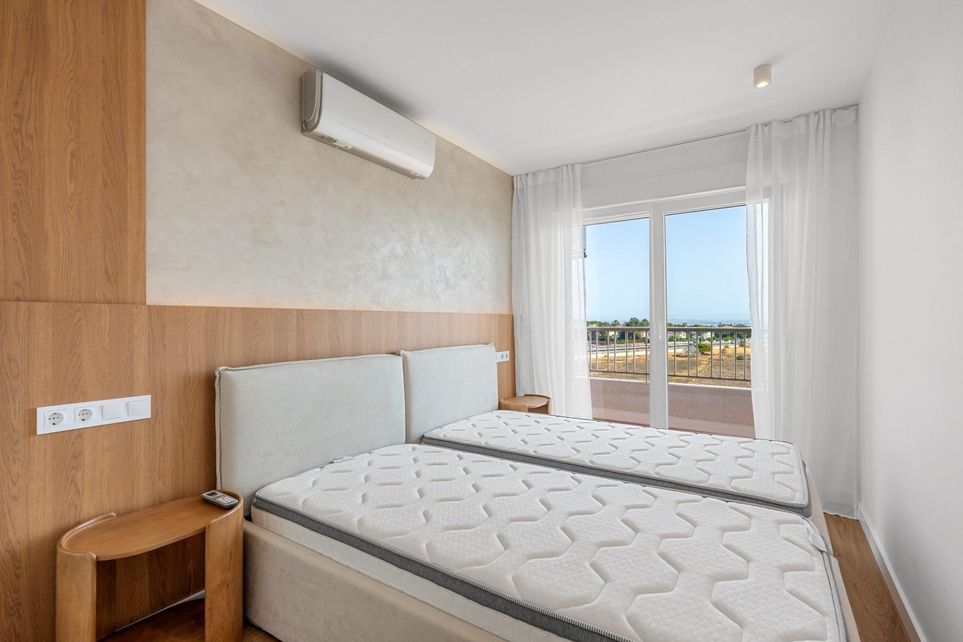 Resale - Apartment / flat - Torrevieja - Punta Prima