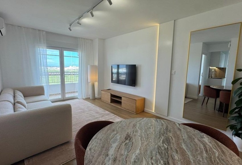 Resale - Apartment / flat - Torrevieja - Punta Prima