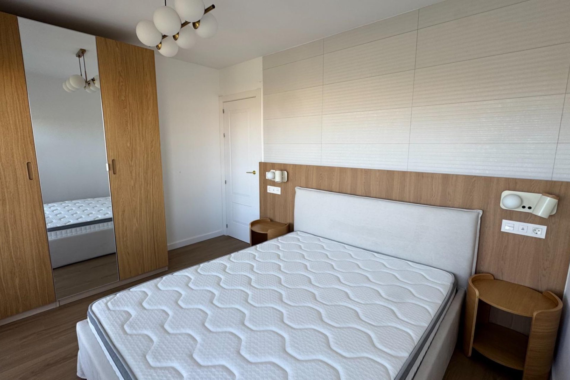 Resale - Apartment / flat - Torrevieja - Punta Prima