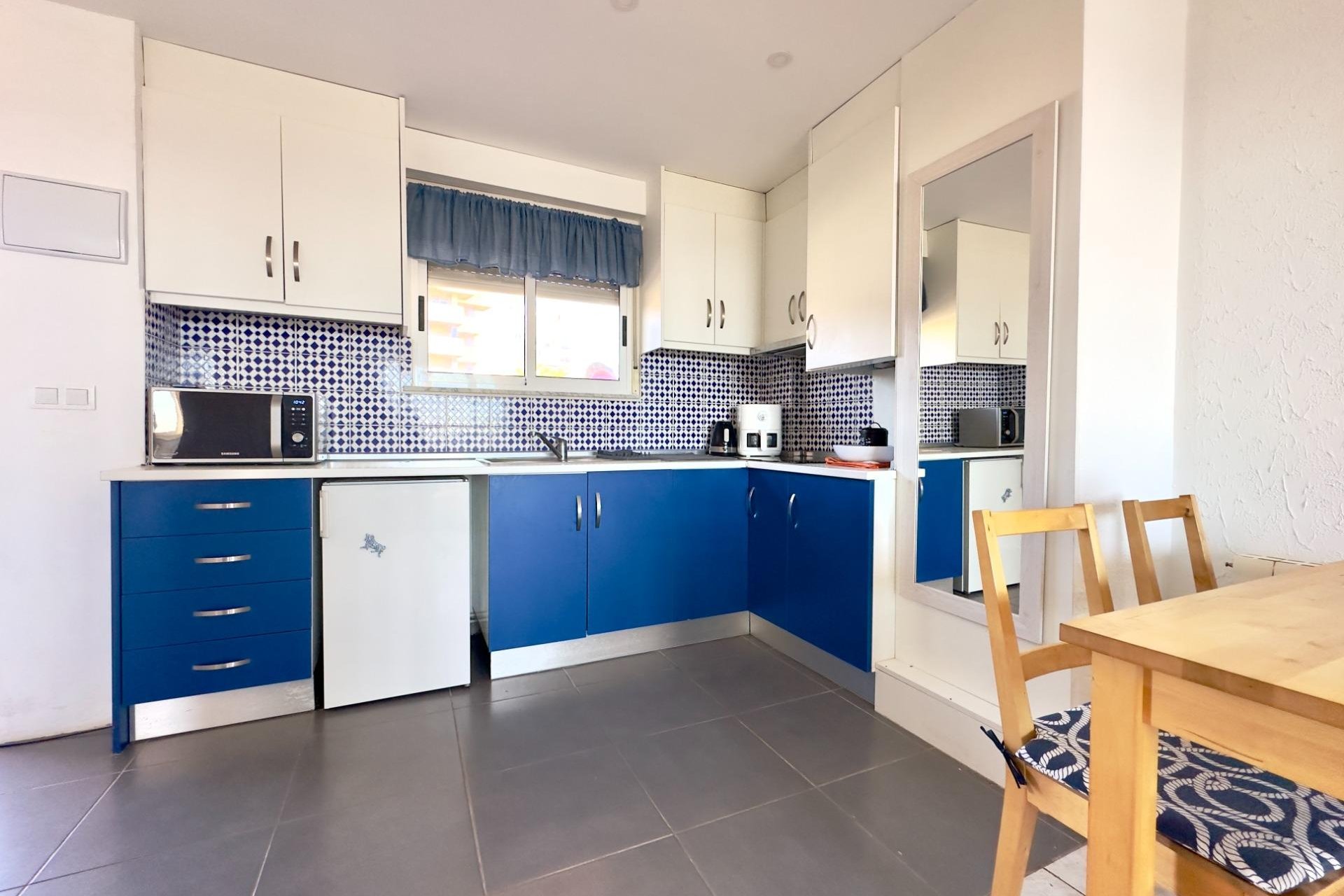 Resale - Apartment / flat - Torrevieja - Torreblanca