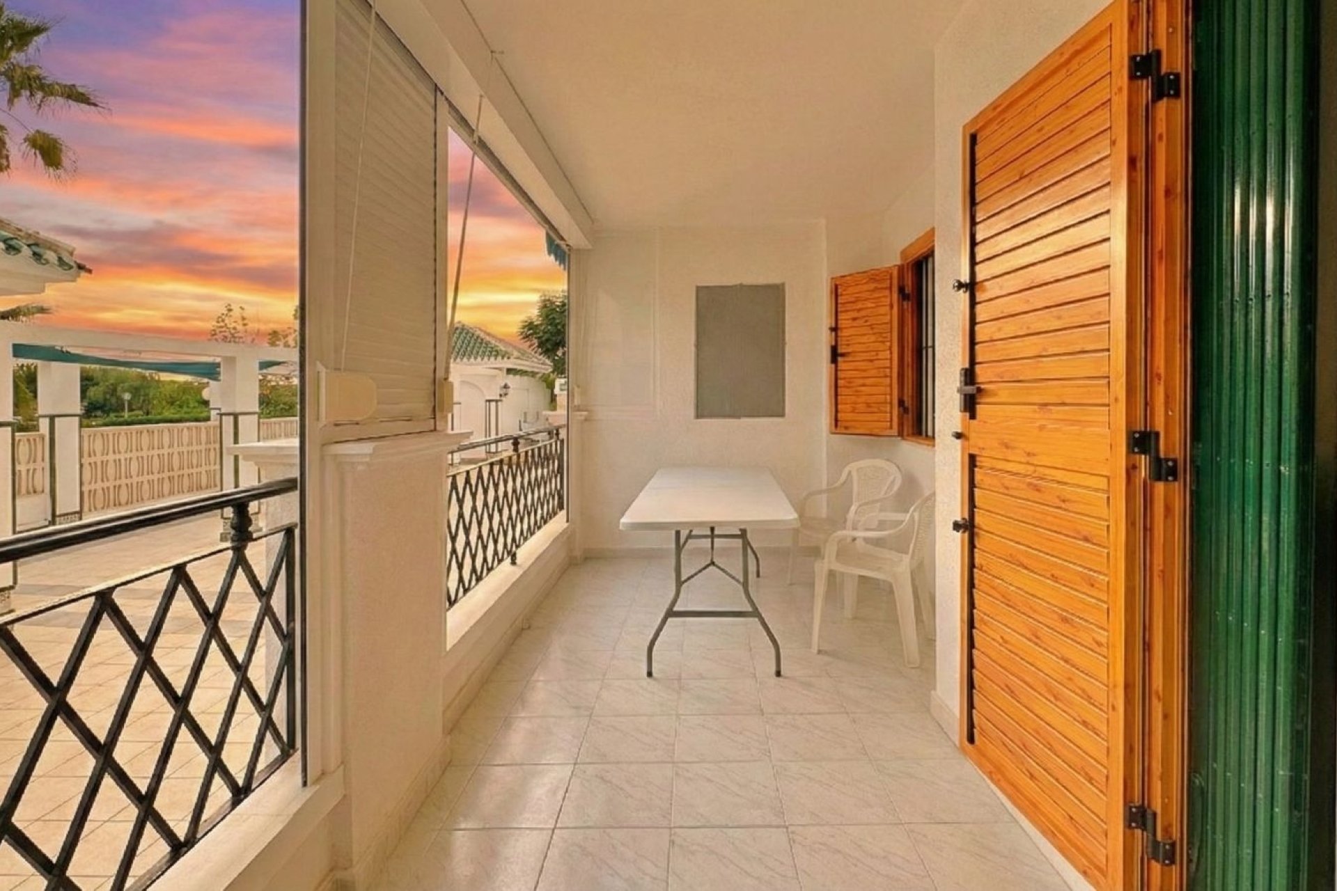 Resale - Apartment / flat - Torrevieja - Torrelamata - La Mata