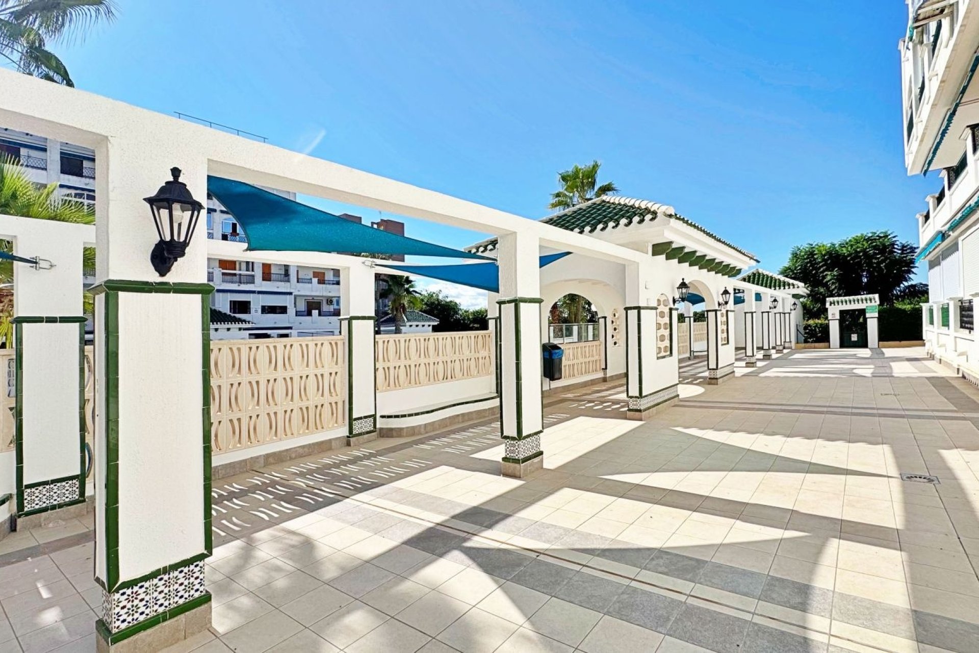 Resale - Apartment / flat - Torrevieja - Torrelamata - La Mata