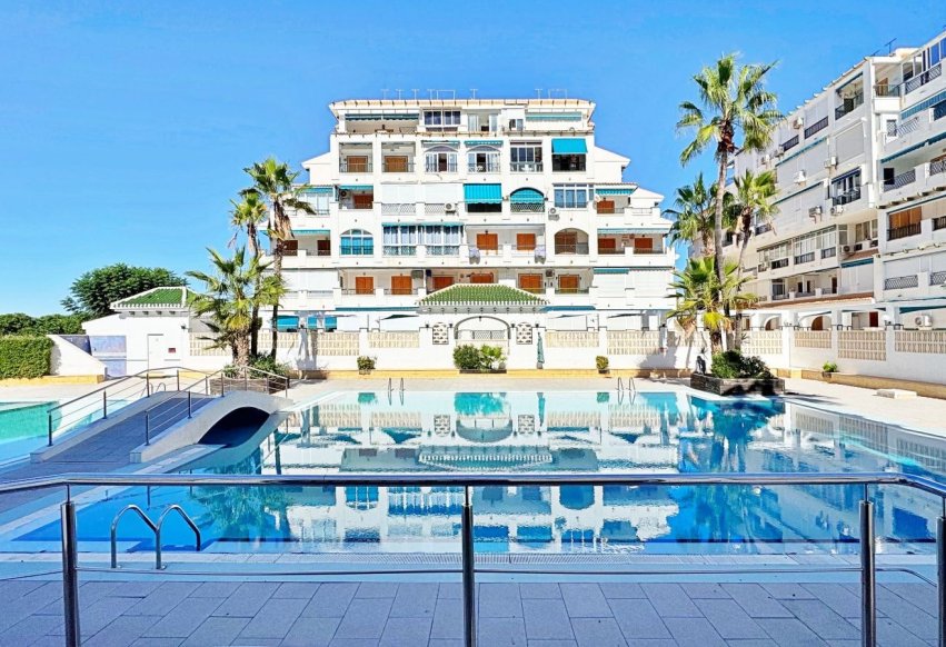 Resale - Apartment / flat - Torrevieja - Torrelamata - La Mata