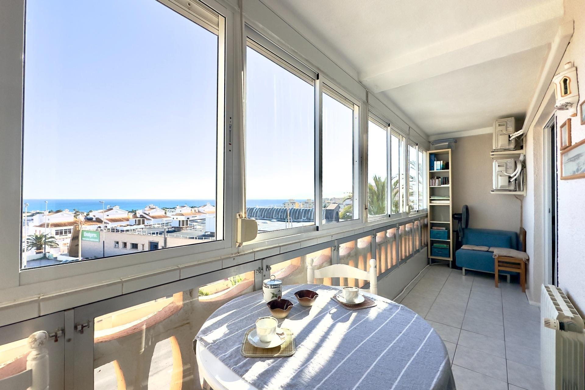 Resale - Apartment / flat - Torrevieja - Torrelamata - La Mata