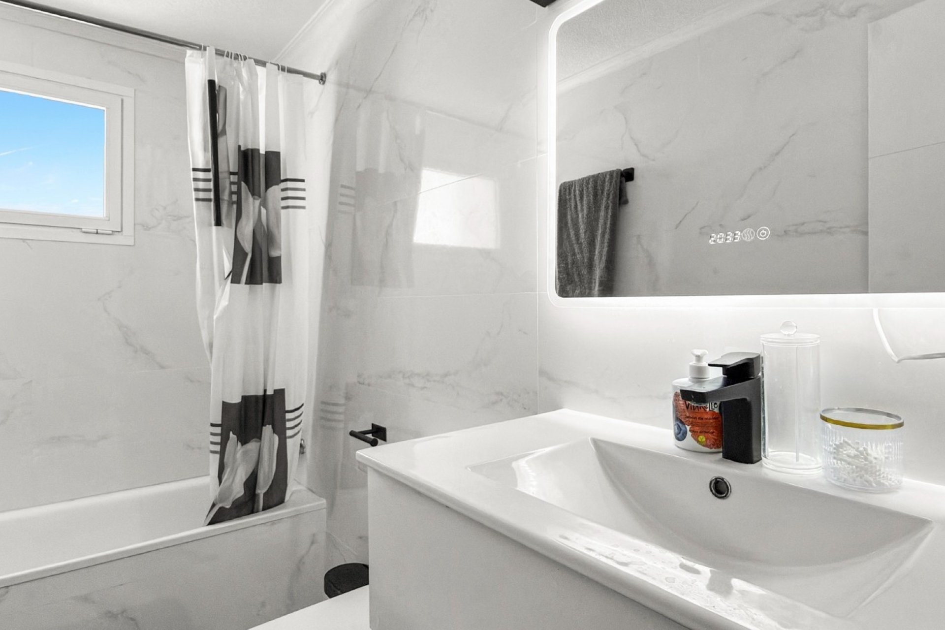 Resale - Apartment / flat - Torrevieja