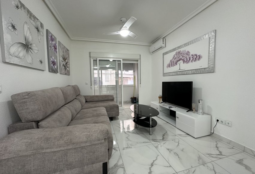 Resale - Apartment / flat - Torrevieja