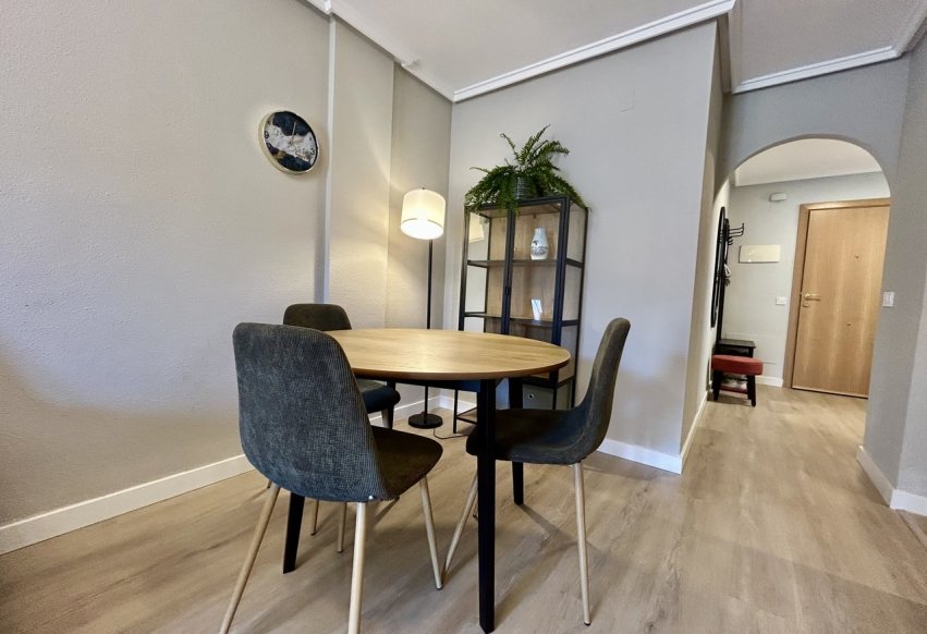 Resale - Apartment / flat - Torrevieja
