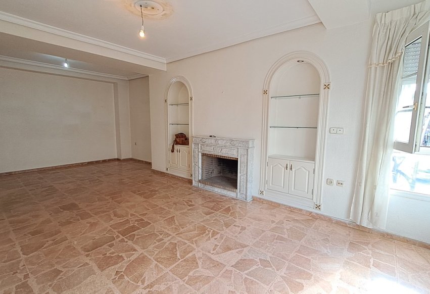 Resale - Apartment / flat - Torrevieja