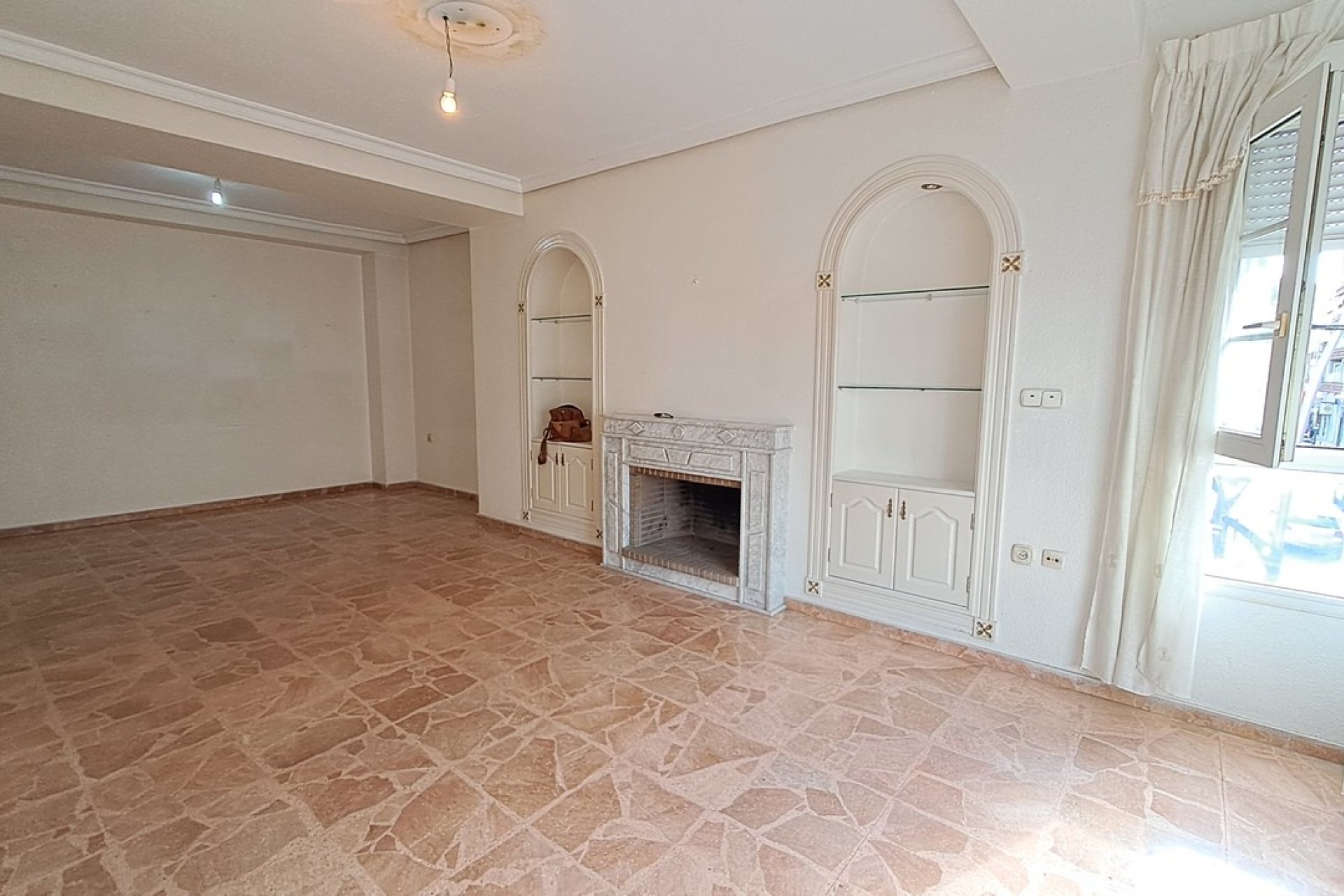 Resale - Apartment / flat - Torrevieja