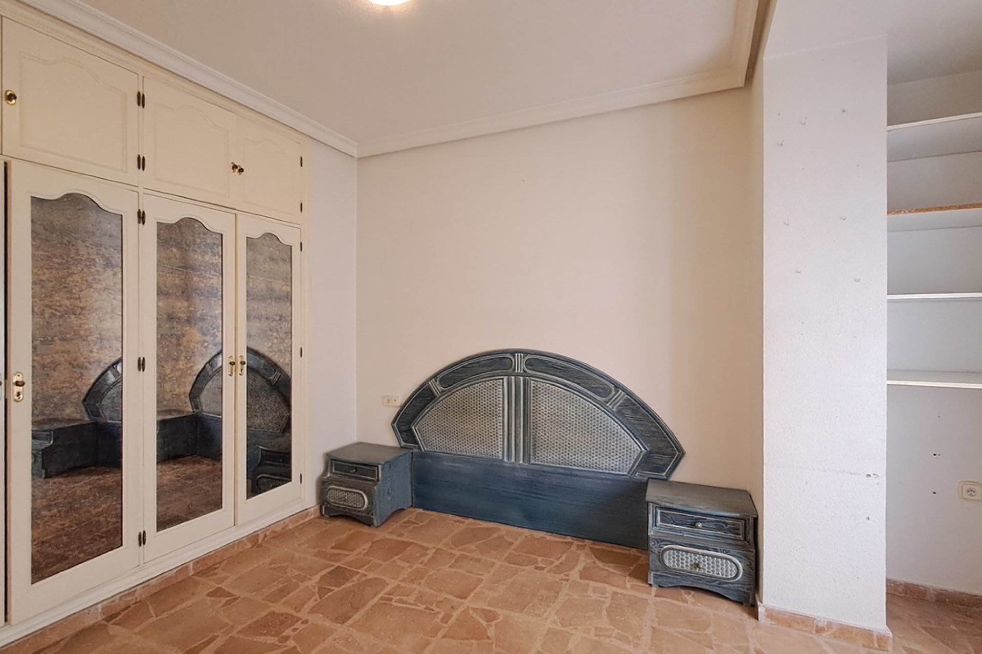 Resale - Apartment / flat - Torrevieja