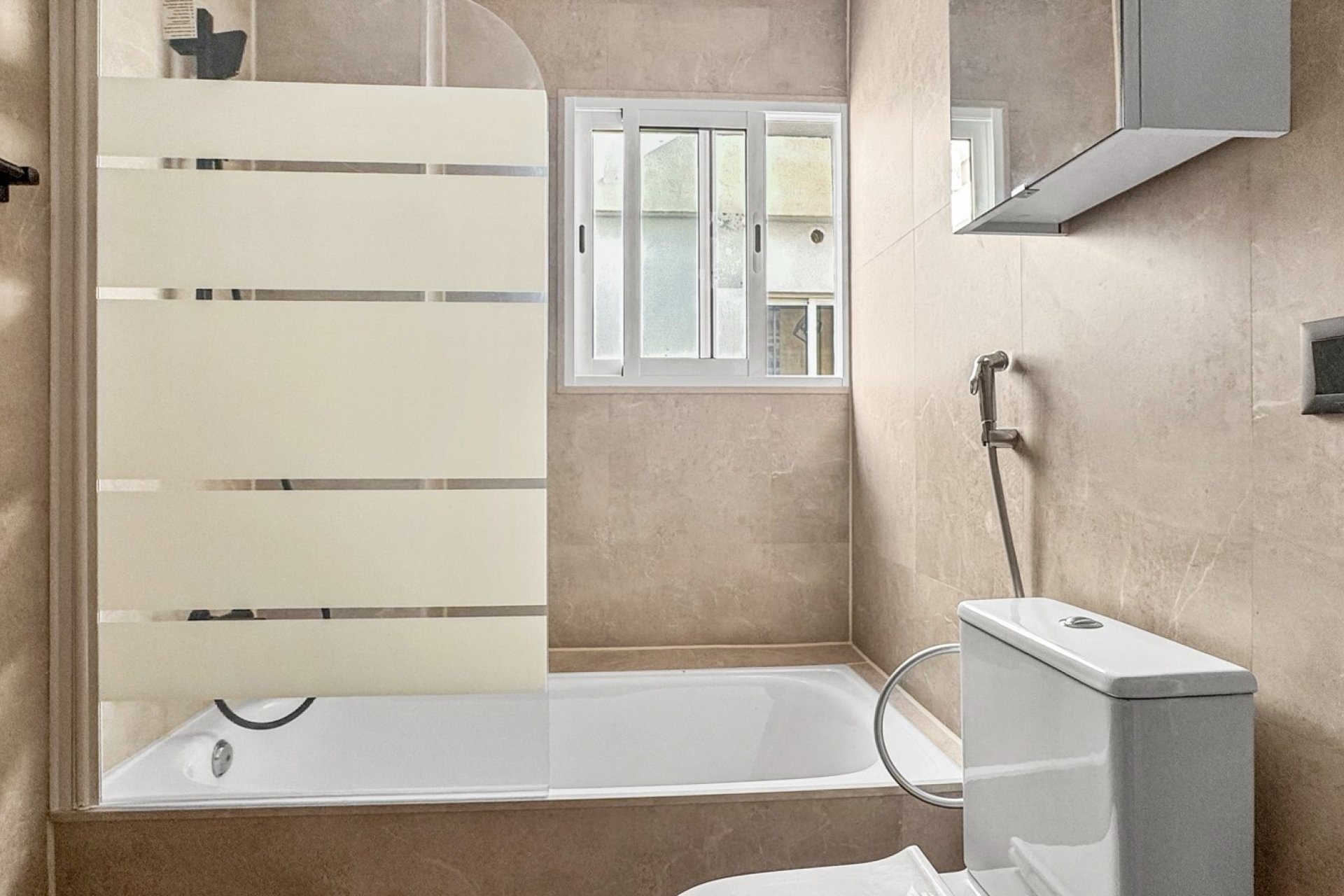Resale - Apartment / flat - Torrevieja