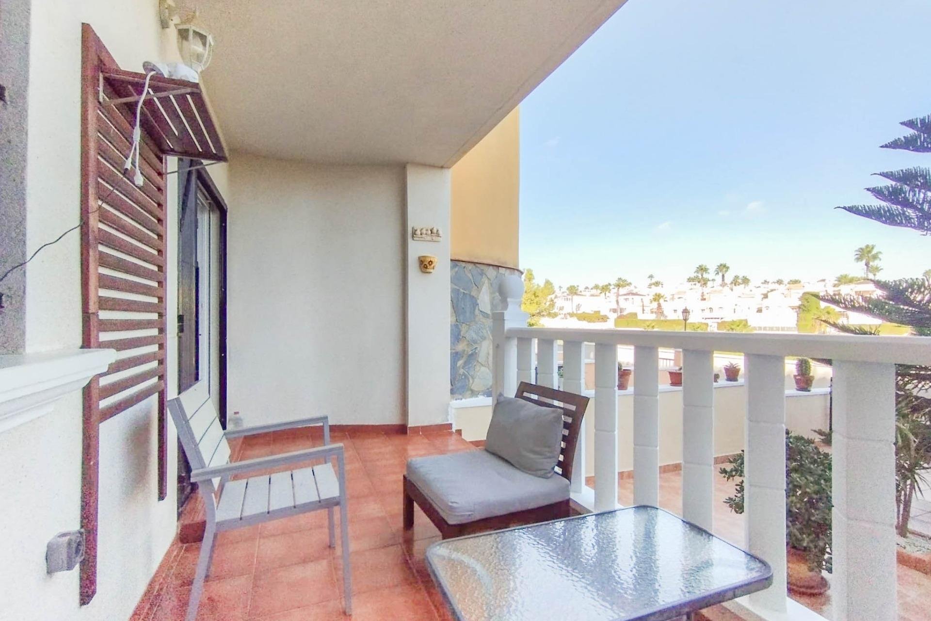 Resale - Bungalow - Orihuela Costa - Lomas de Cabo Roig-Los Dolses