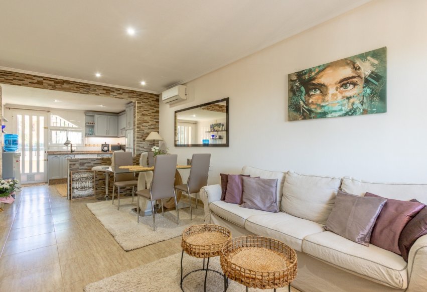 Resale - Bungalow - Orihuela Costa - Villamartín