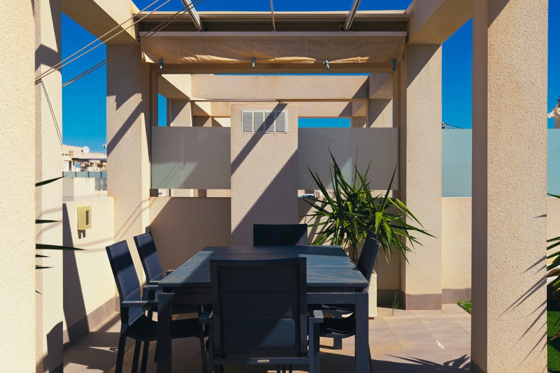 Resale - Bungalow - Pilar de la Horadada - Mil Palmeras