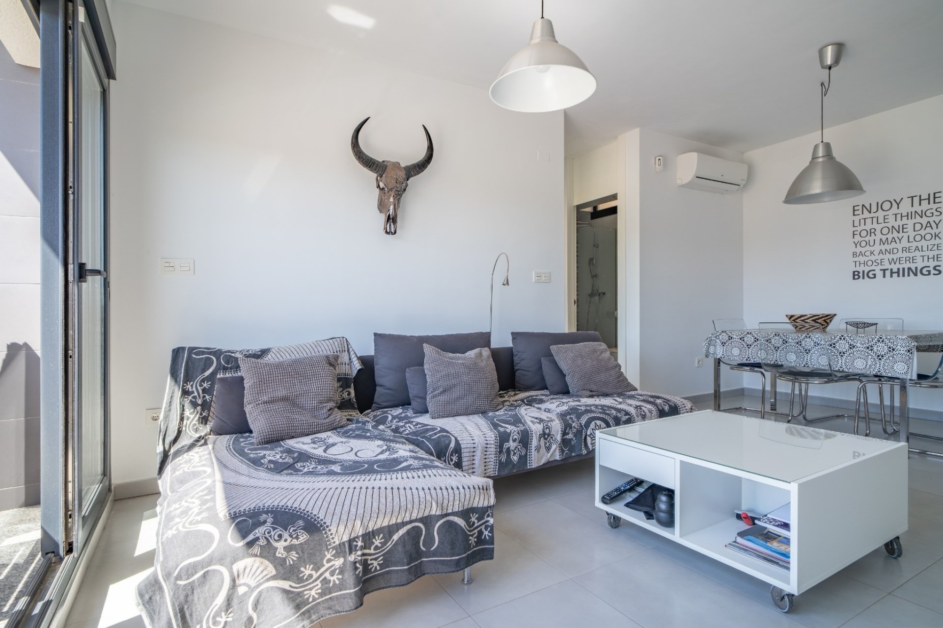 Resale - Bungalow - Pilar de la Horadada - Mil Palmeras