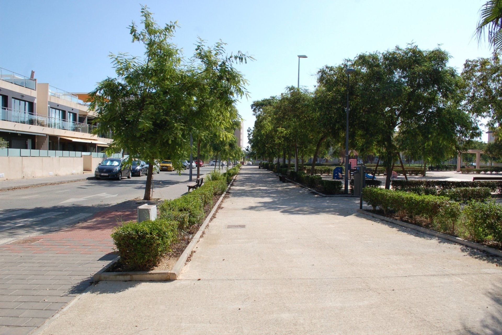 Resale - Bungalow - Pilar de la Horadada - Mil Palmeras