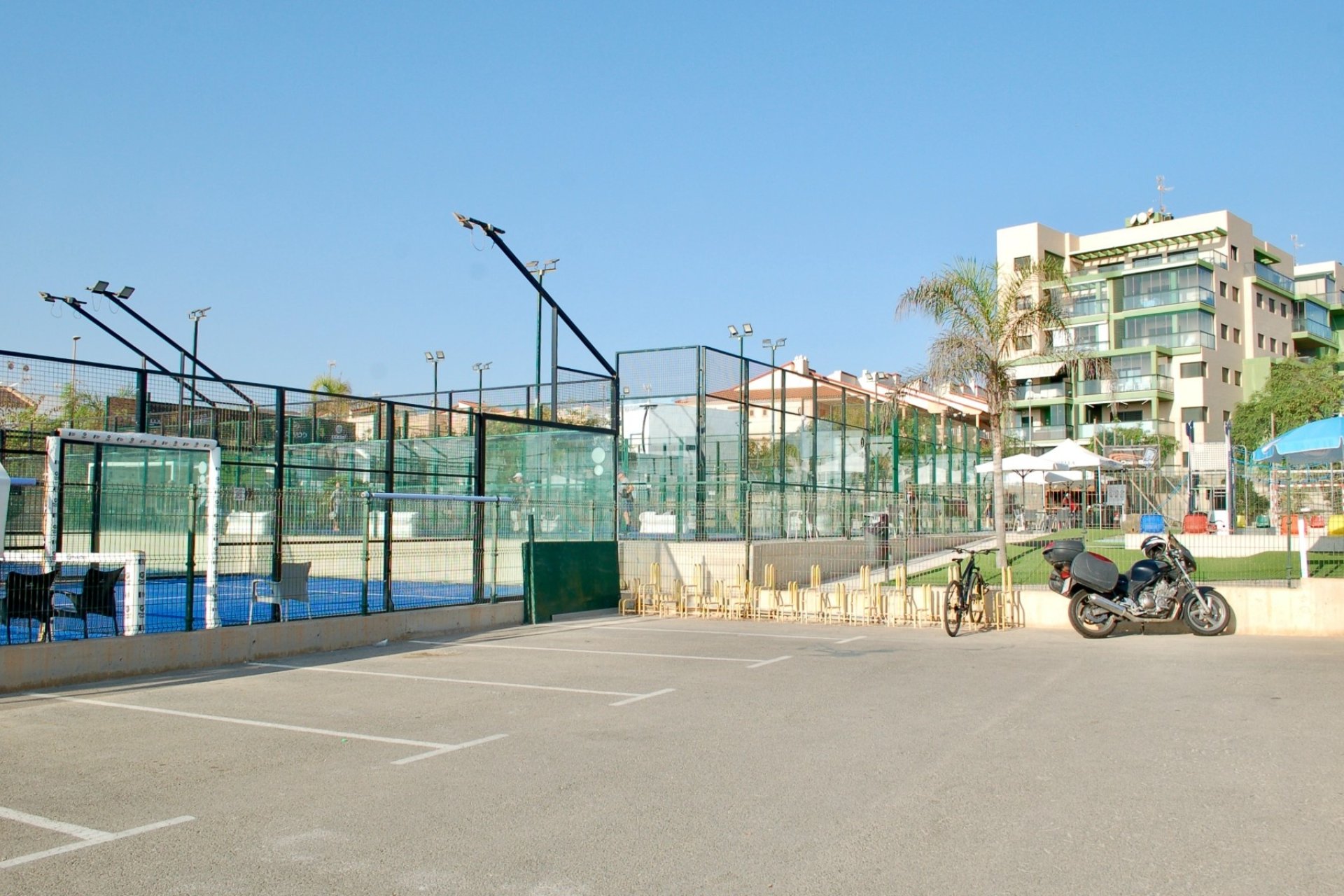 Resale - Bungalow - Pilar de la Horadada - Mil Palmeras