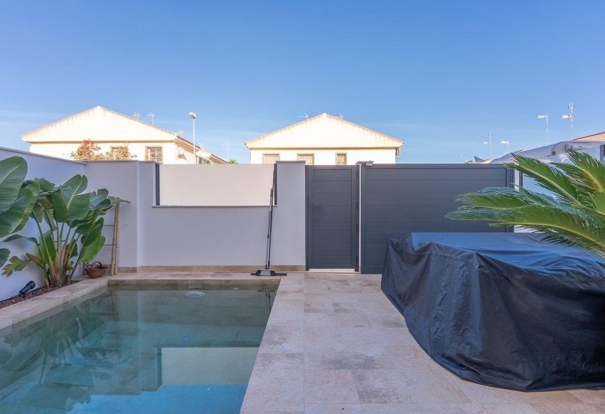 Resale - Bungalow - San Pedro del Pinatar - CENTRO