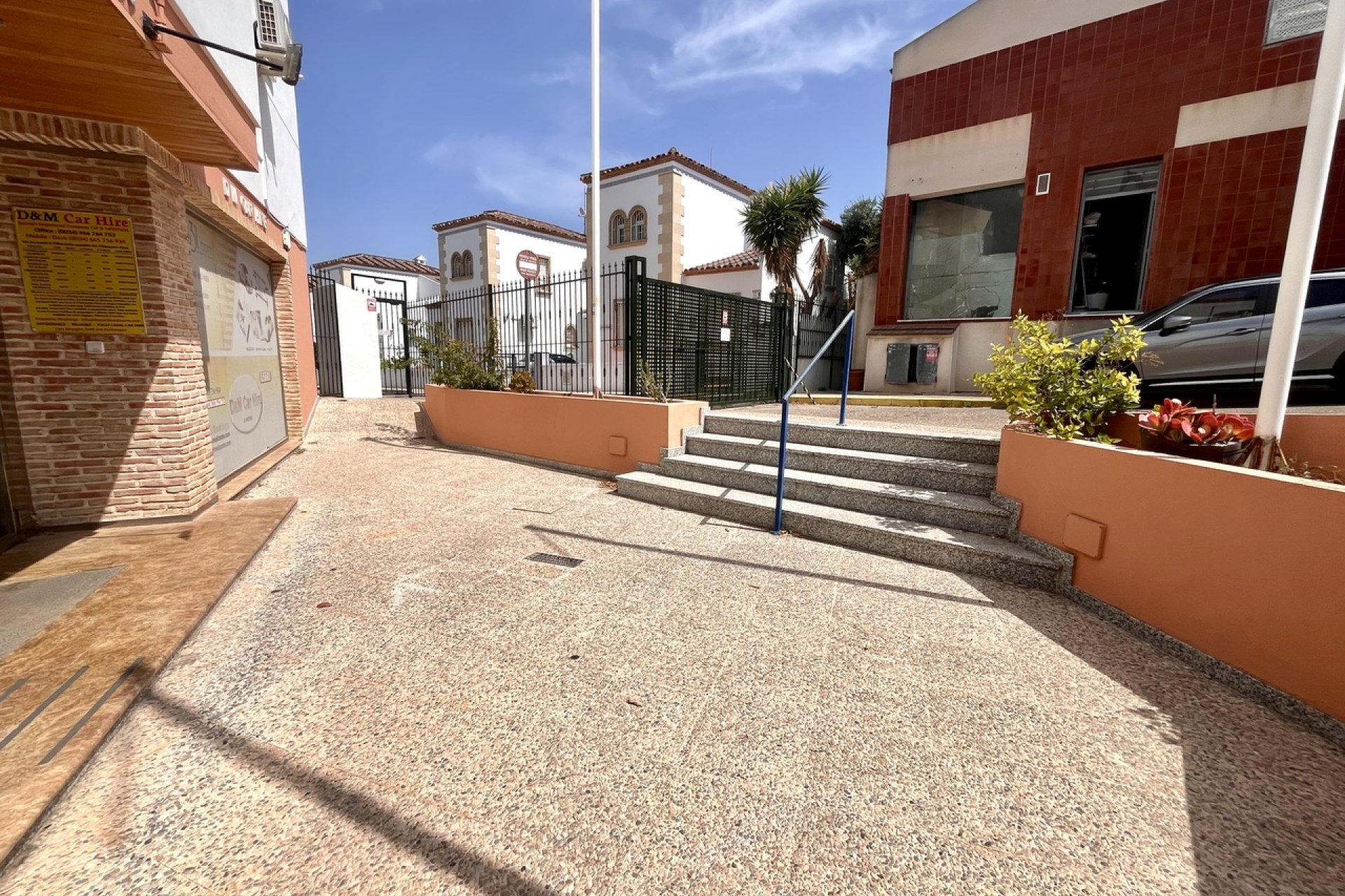 Resale - Commercial - Orihuela Costa - Villamartín
