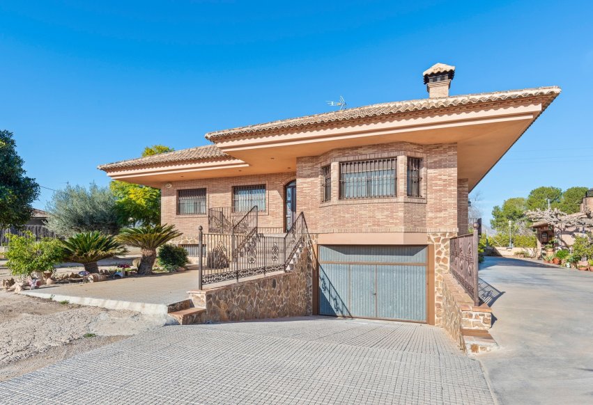Resale - Country estate - Beniel - Carretera de Beniel