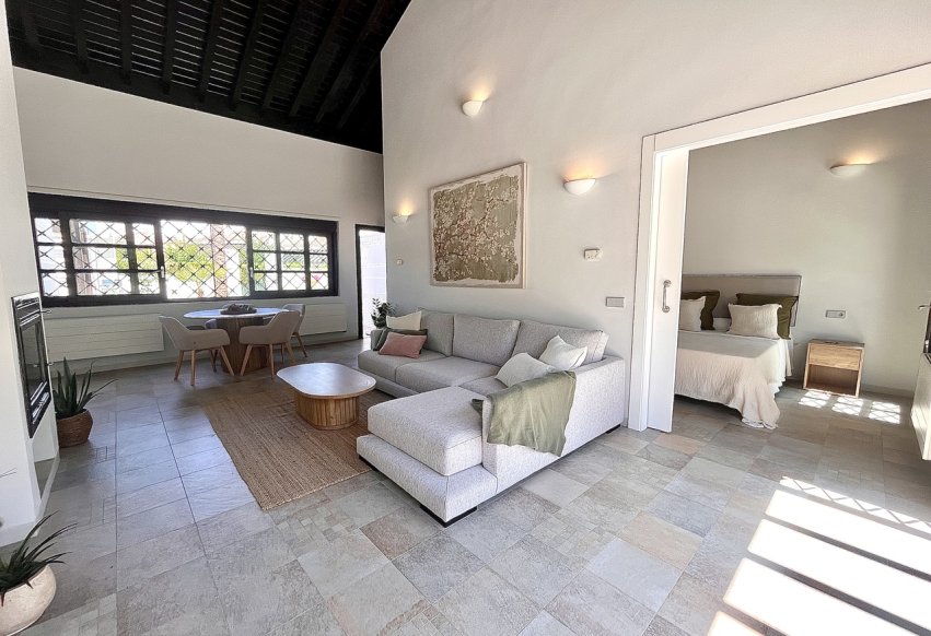 Resale - Duplex - Sucina