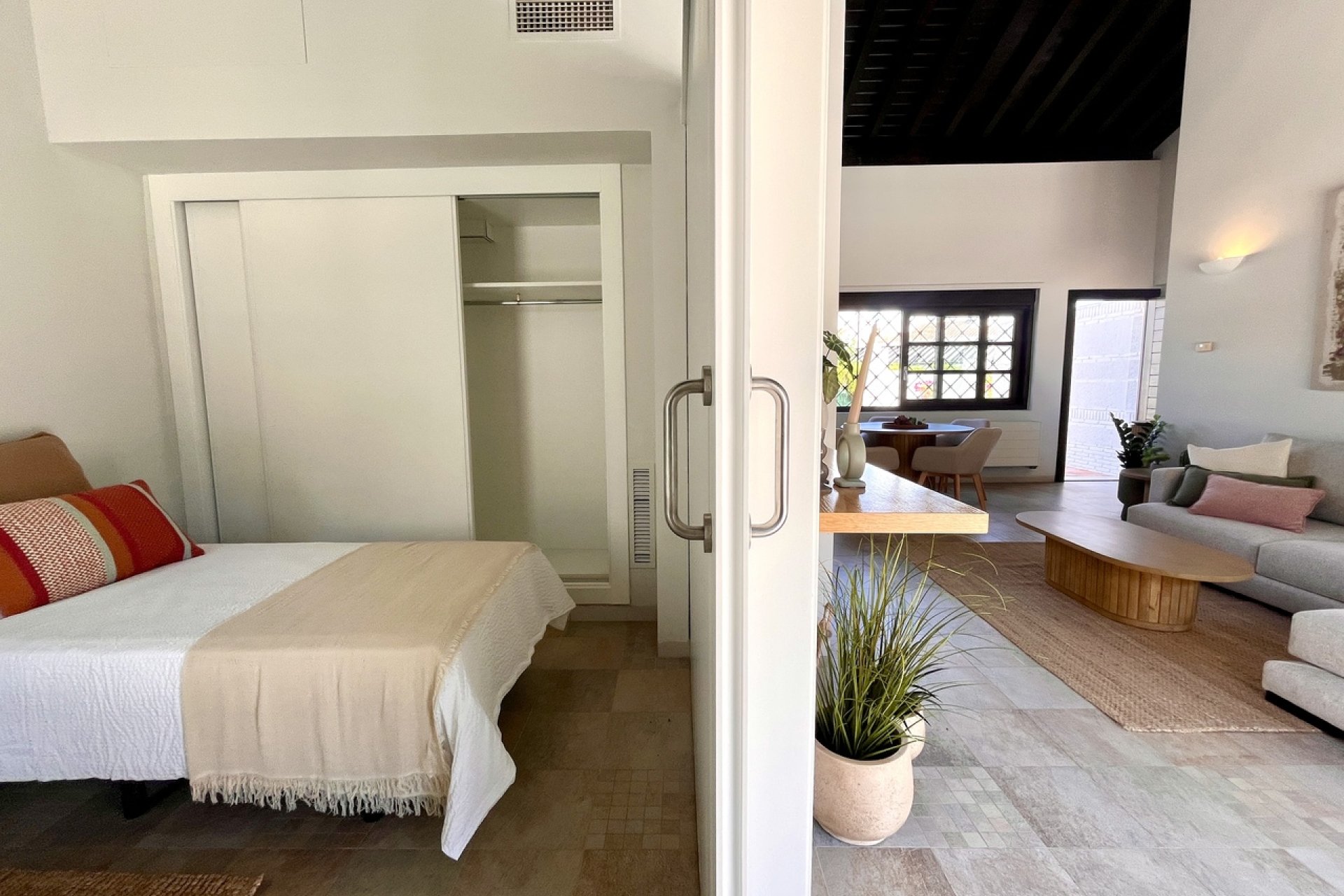 Resale - Duplex - Sucina