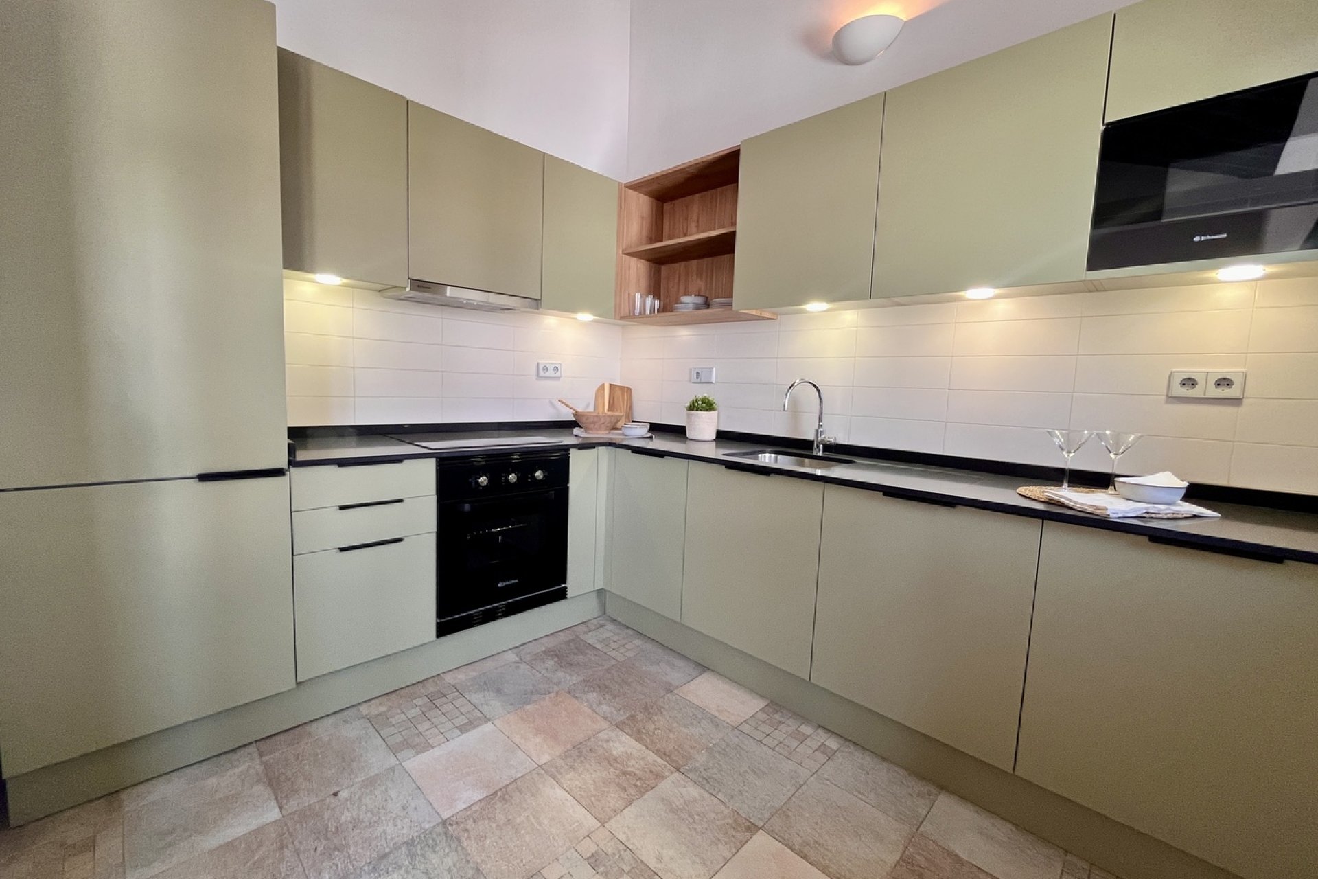 Resale - Duplex - Sucina