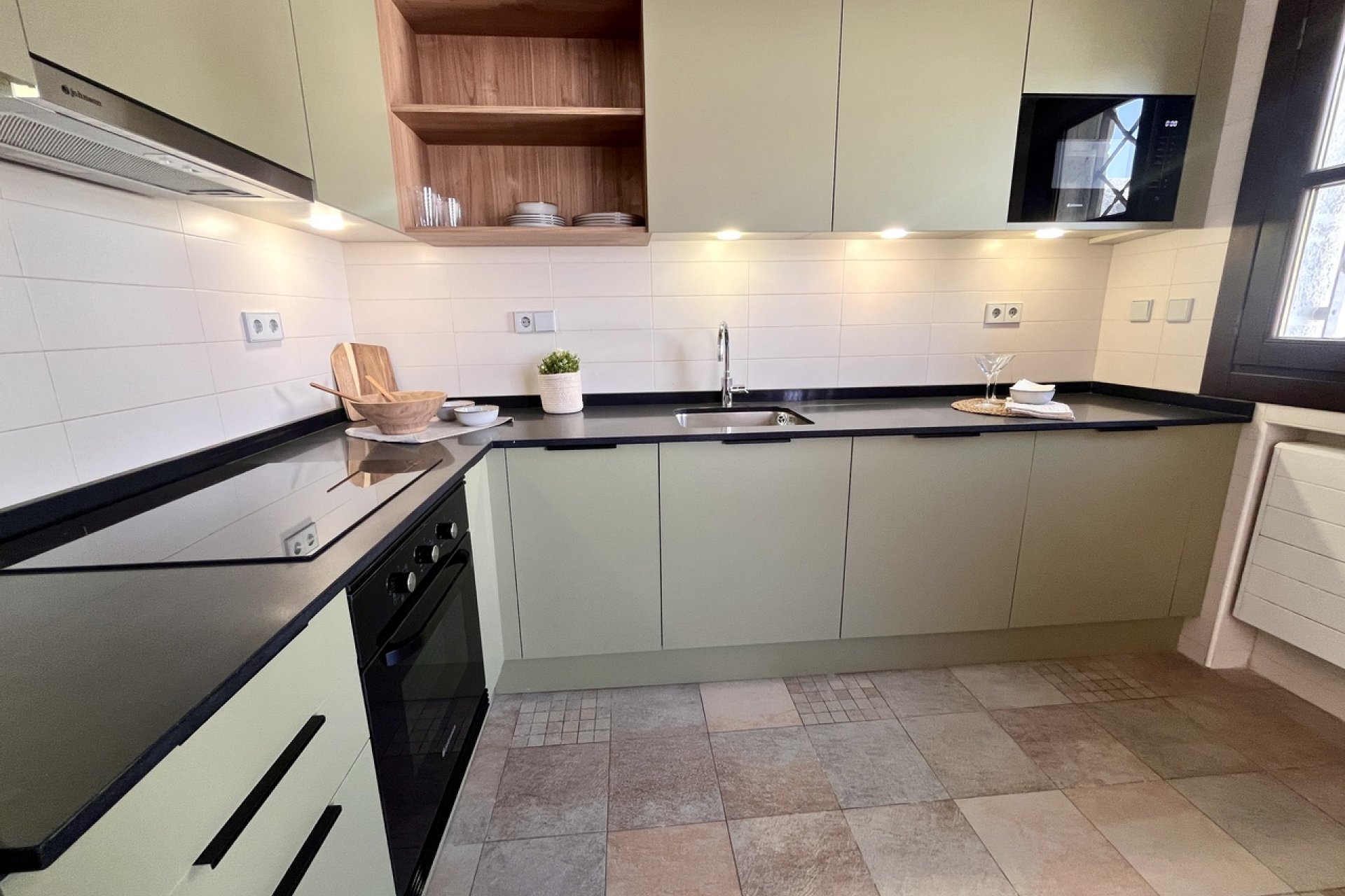 Resale - Duplex - Sucina