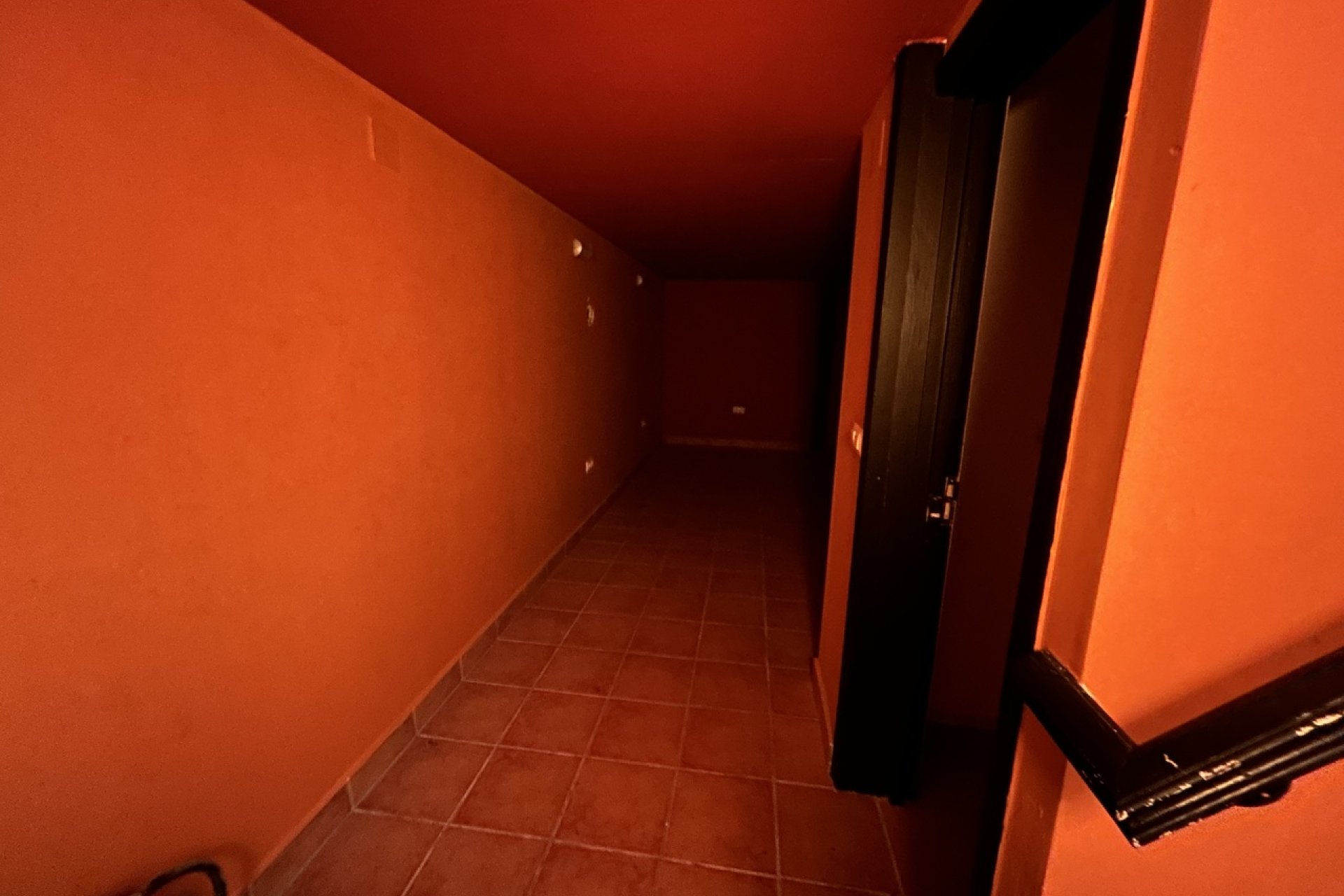 Resale - Local comercial - Orihuela Costa - Villamartín