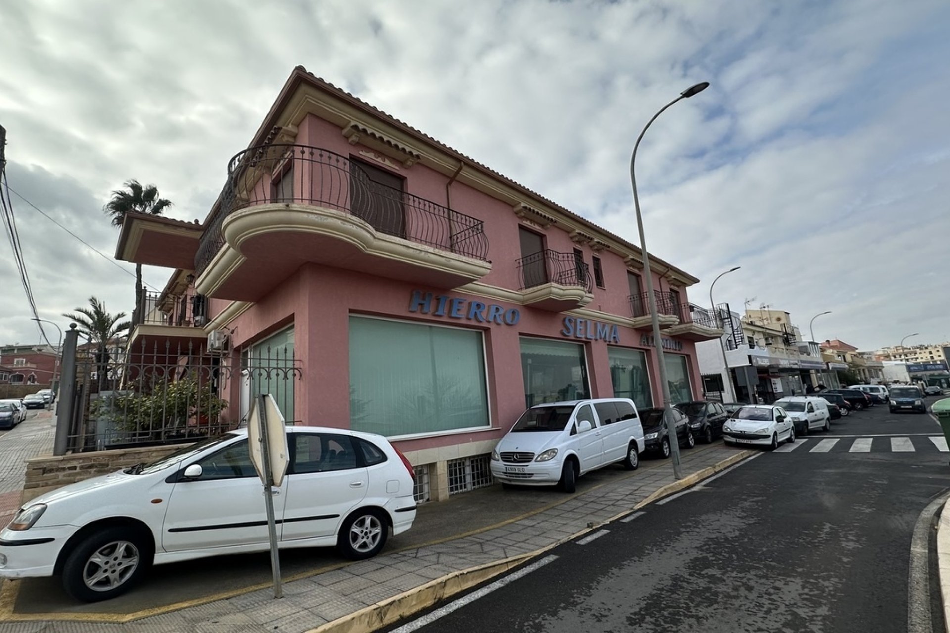 Resale - Local comercial - San Miguel de Salinas