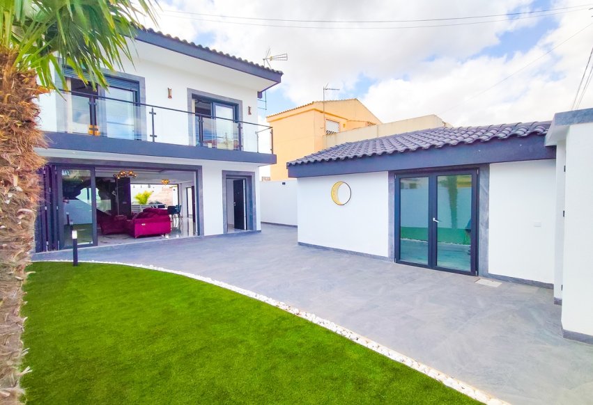 Resale - Townhouse - La Manga del Mar Menor - LOS URRUTIAS